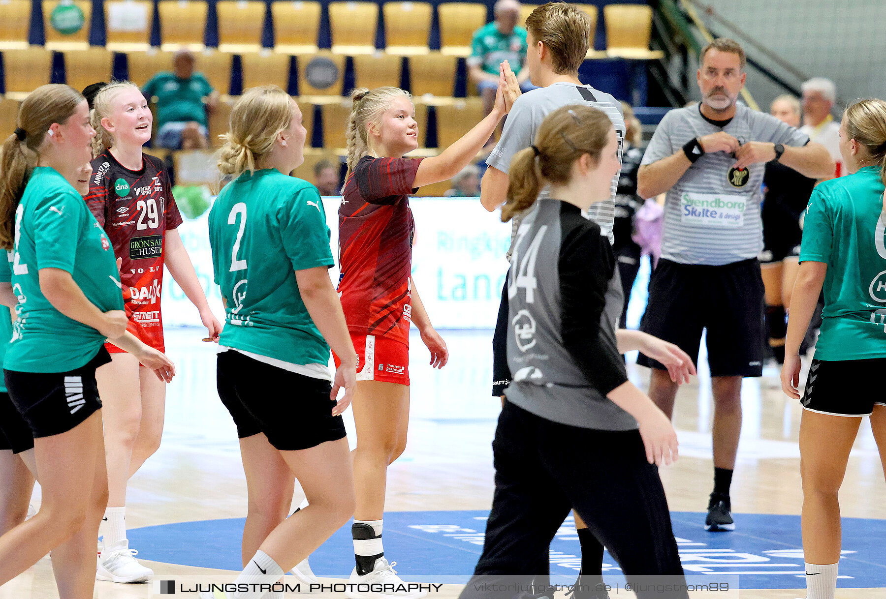 Generation Handball U17 Skövde HF-Viborg HK 1 14-16,dam,Biocirc Arena,Viborg,Danmark,Handboll,,2023,313688
