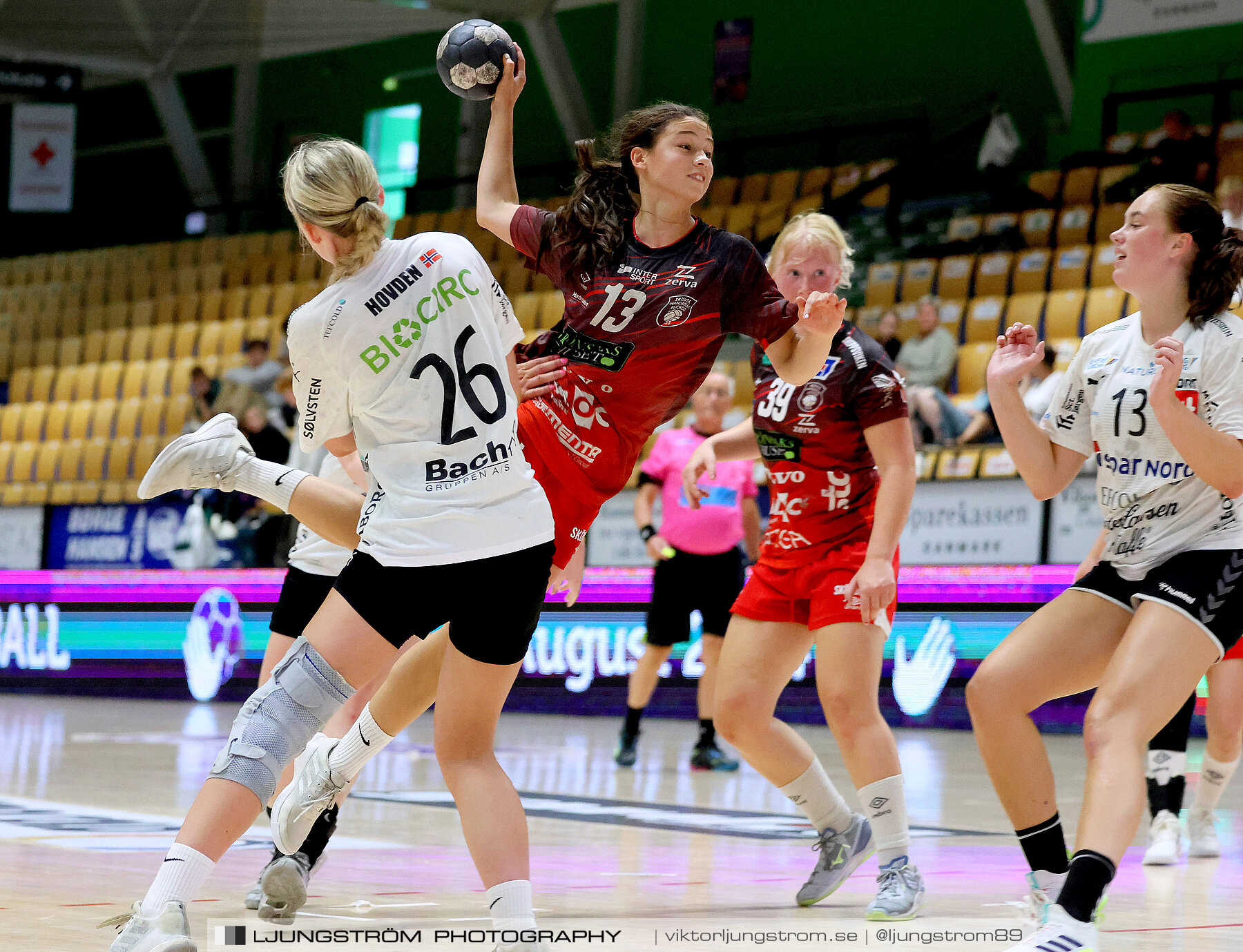 Generation Handball U20 Skövde HF-Viborg HK 17-19,dam,Biocirc Arena,Viborg,Danmark,Handboll,,2023,314300