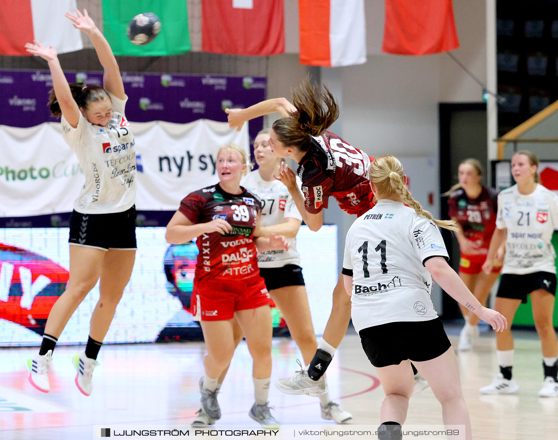 Generation Handball U20 Skövde HF-Viborg HK 17-19,dam,Biocirc Arena,Viborg,Danmark,Handboll,,2023,314332