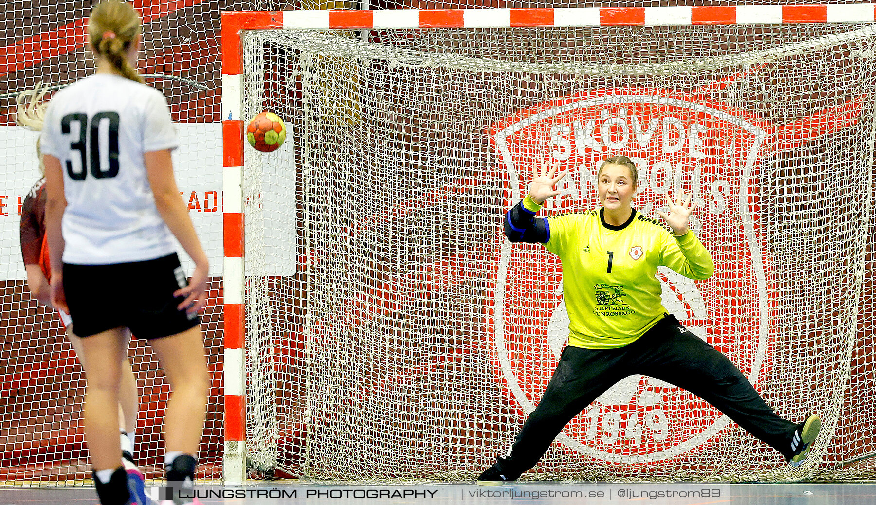 Annliz Cup F16 FINAL Skövde HF-Årsta AIK HF 1 30-27,dam,Skövde Idrottshall,Skövde,Sverige,Handboll,,2023,314557