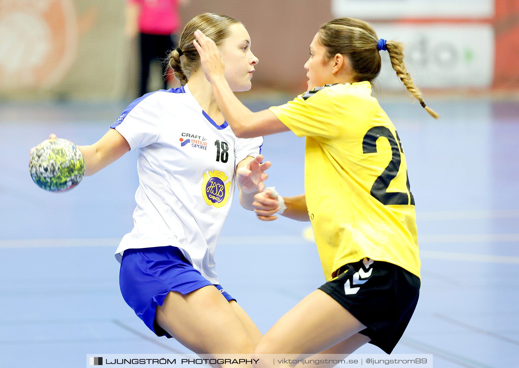 Annliz Cup F16 Match om 3:e pris Habo handboll-Kärra HF 17-16,dam,Skövde Idrottshall,Skövde,Sverige,Handboll,,2023,314818