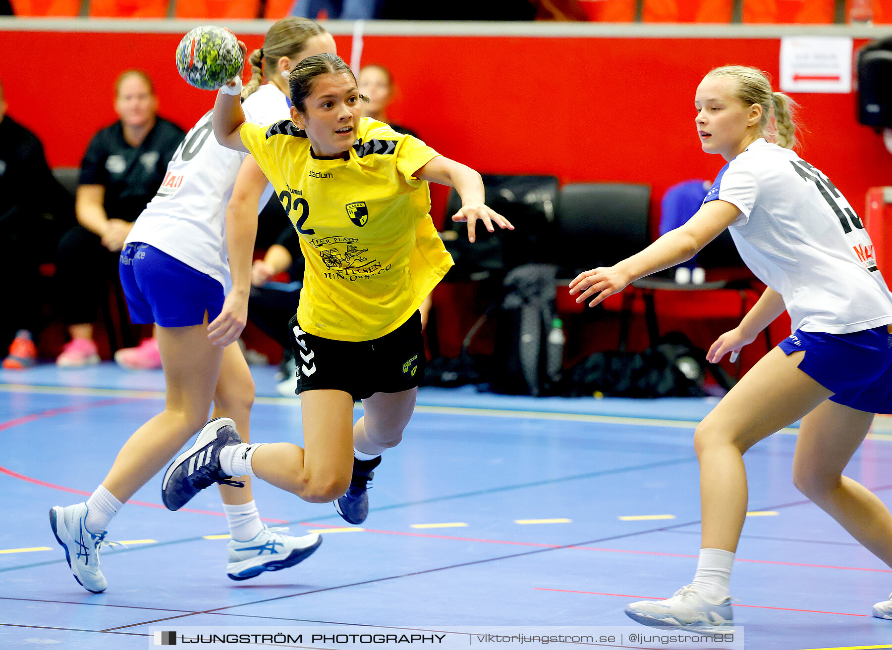 Annliz Cup F16 Match om 3:e pris Habo handboll-Kärra HF 17-16,dam,Skövde Idrottshall,Skövde,Sverige,Handboll,,2023,314857