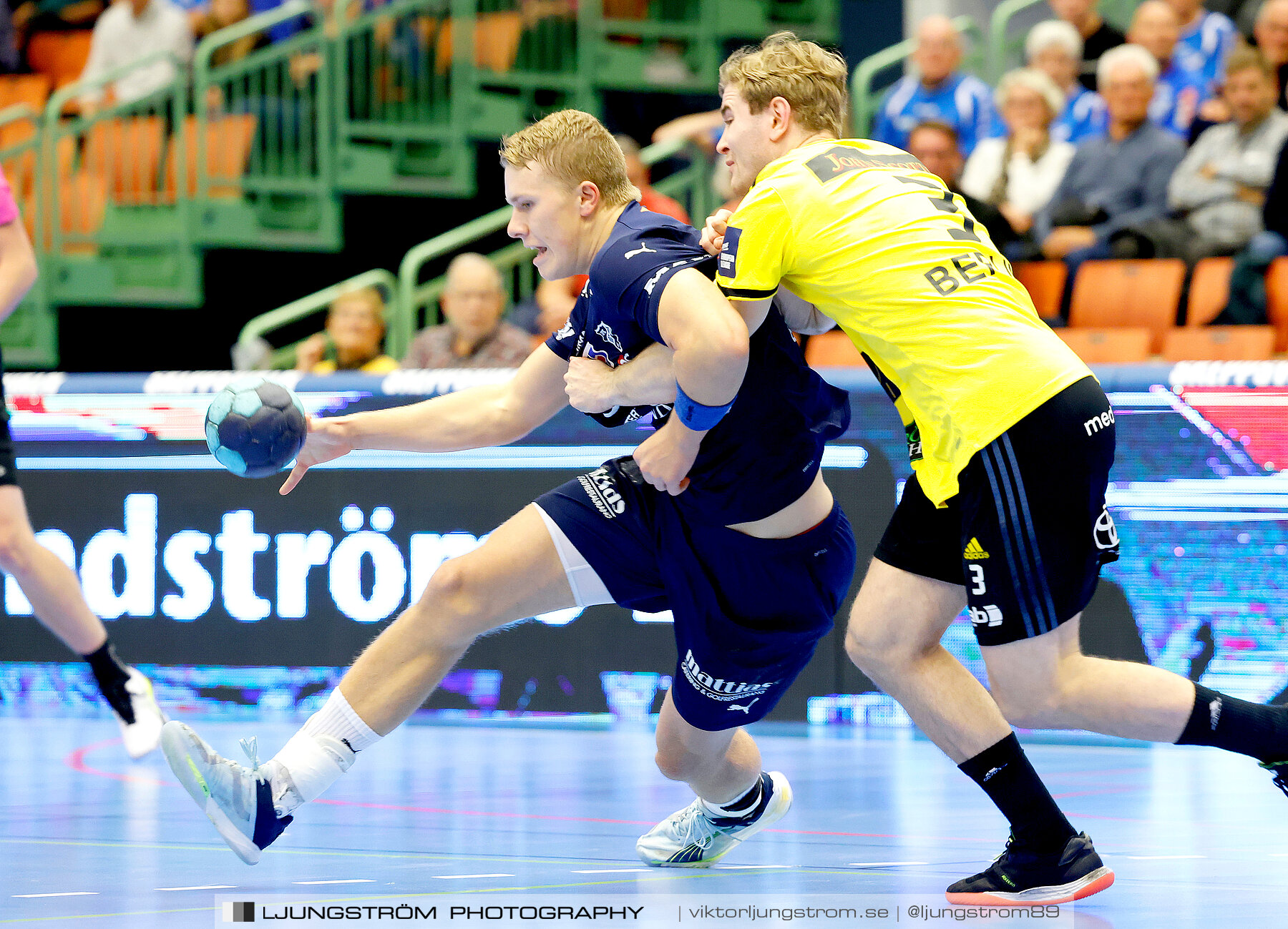 IFK Skövde HK-IK Sävehof 33-30,herr,Arena Skövde,Skövde,Sverige,Handboll,,2023,318664