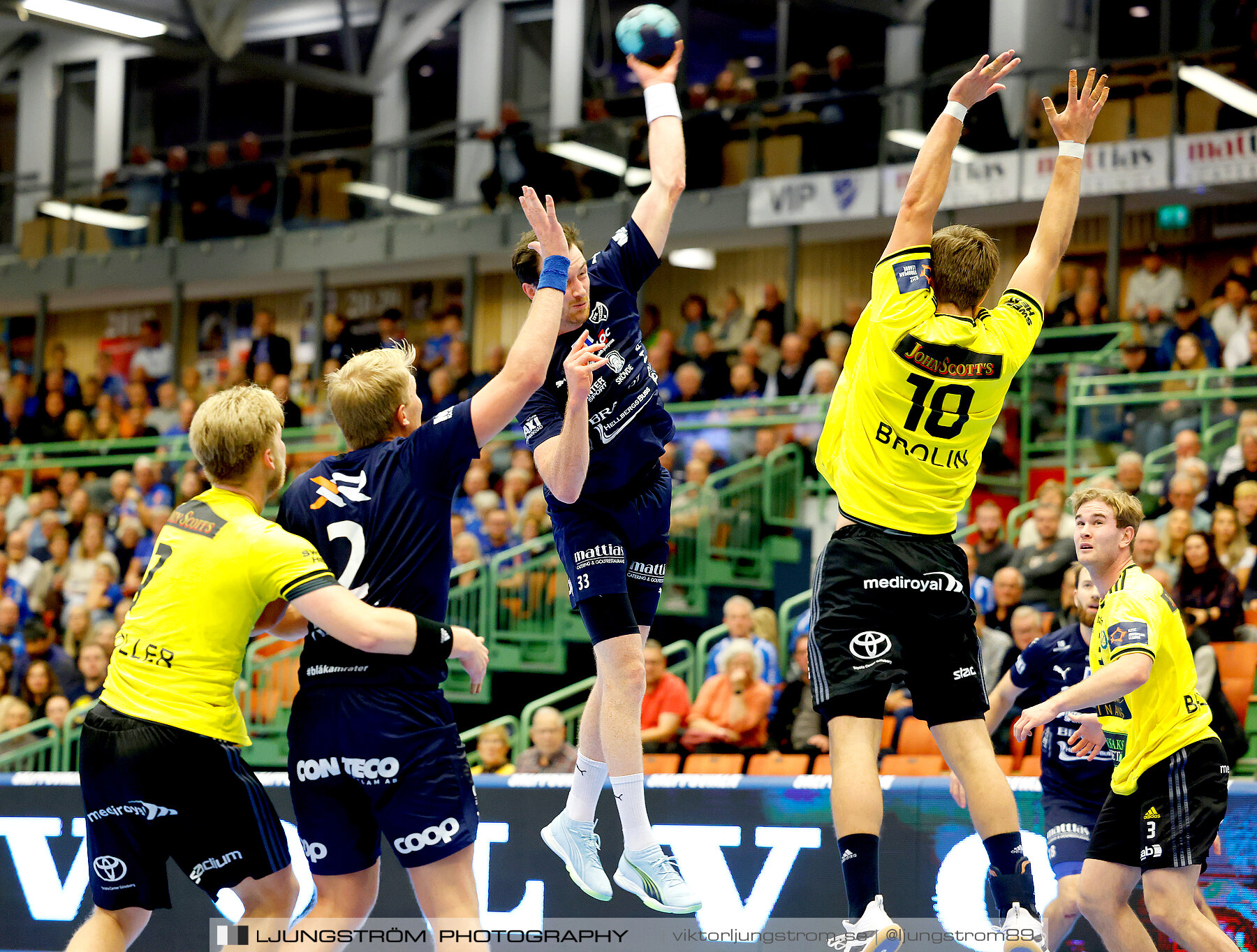 IFK Skövde HK-IK Sävehof 33-30,herr,Arena Skövde,Skövde,Sverige,Handboll,,2023,318688