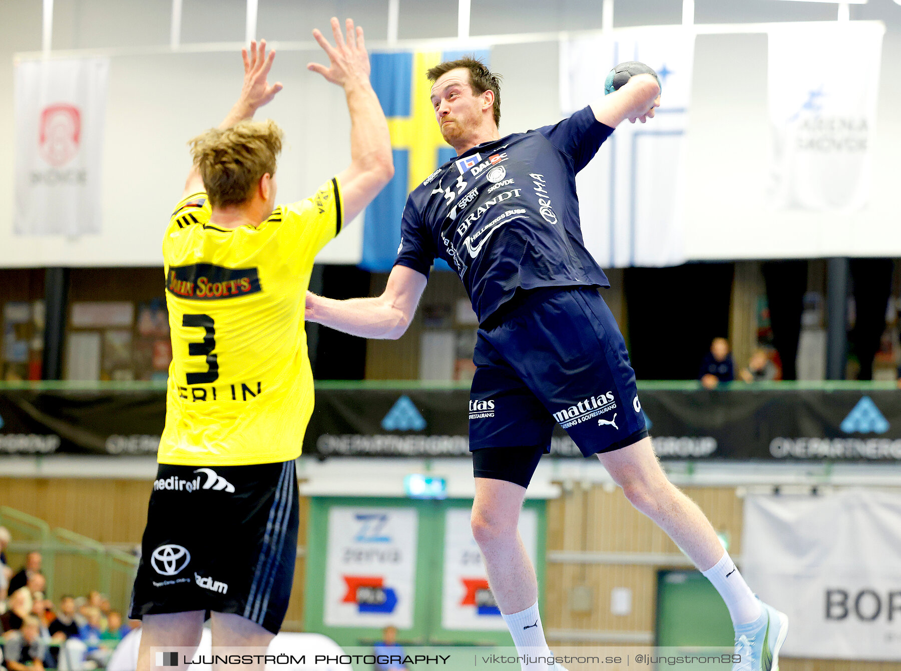 IFK Skövde HK-IK Sävehof 33-30,herr,Arena Skövde,Skövde,Sverige,Handboll,,2023,318697