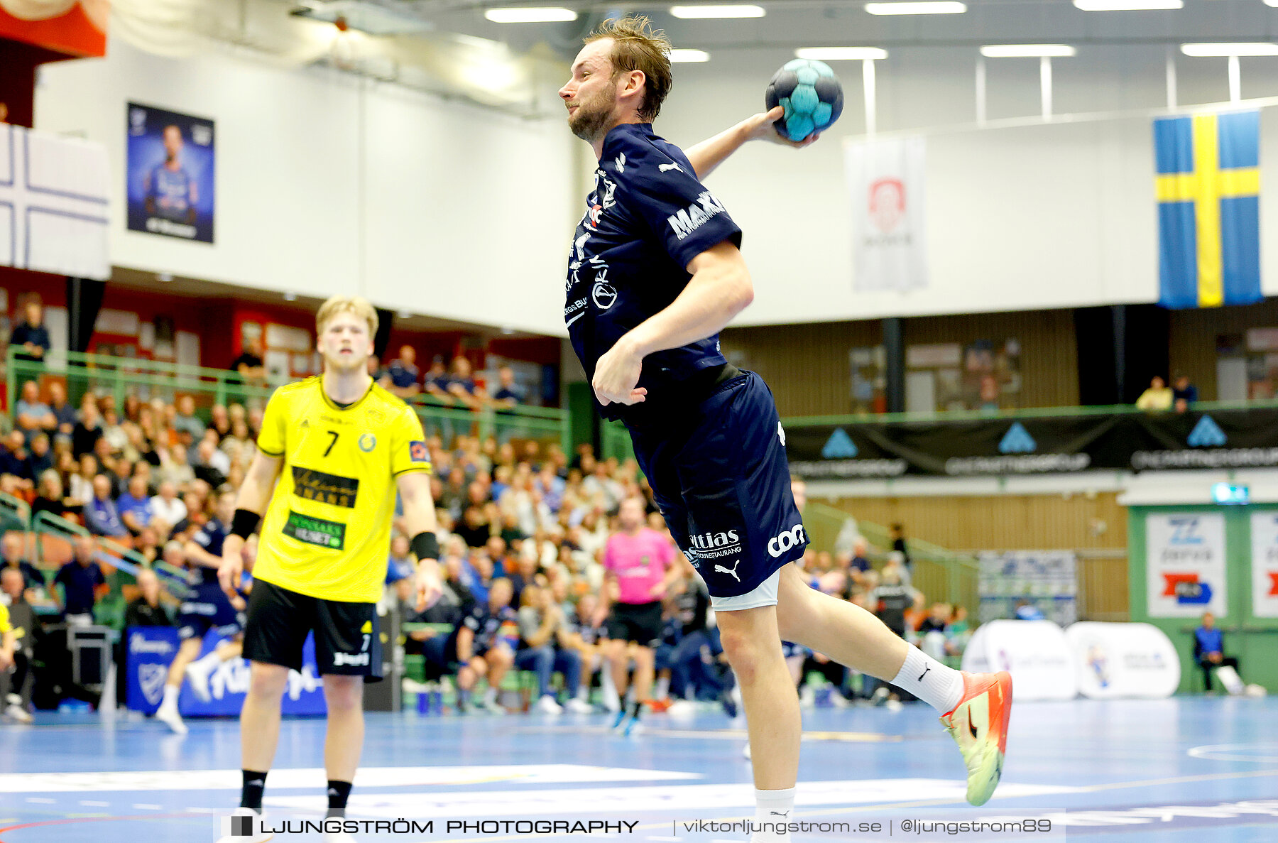 IFK Skövde HK-IK Sävehof 33-30,herr,Arena Skövde,Skövde,Sverige,Handboll,,2023,318725