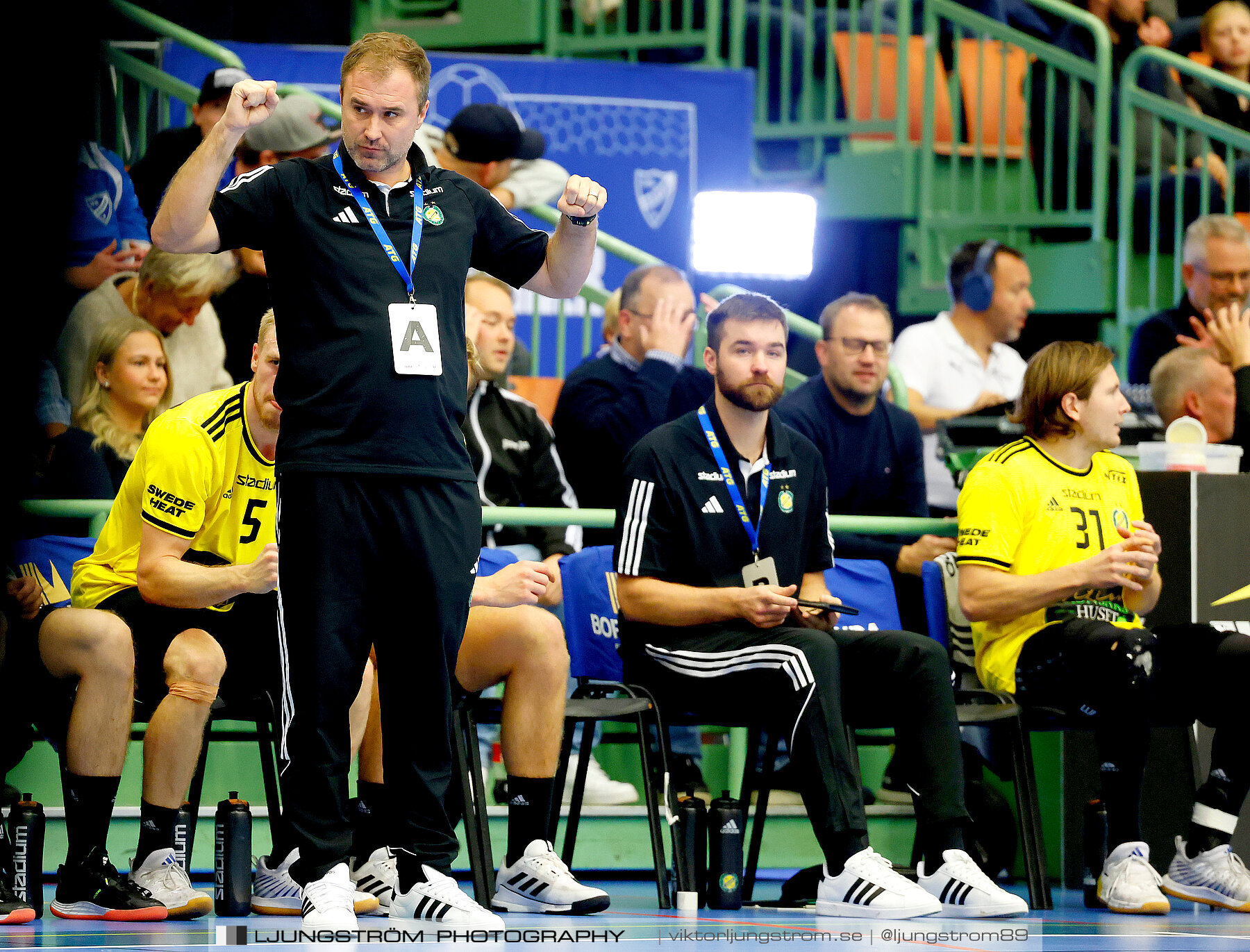 IFK Skövde HK-IK Sävehof 33-30,herr,Arena Skövde,Skövde,Sverige,Handboll,,2023,318726