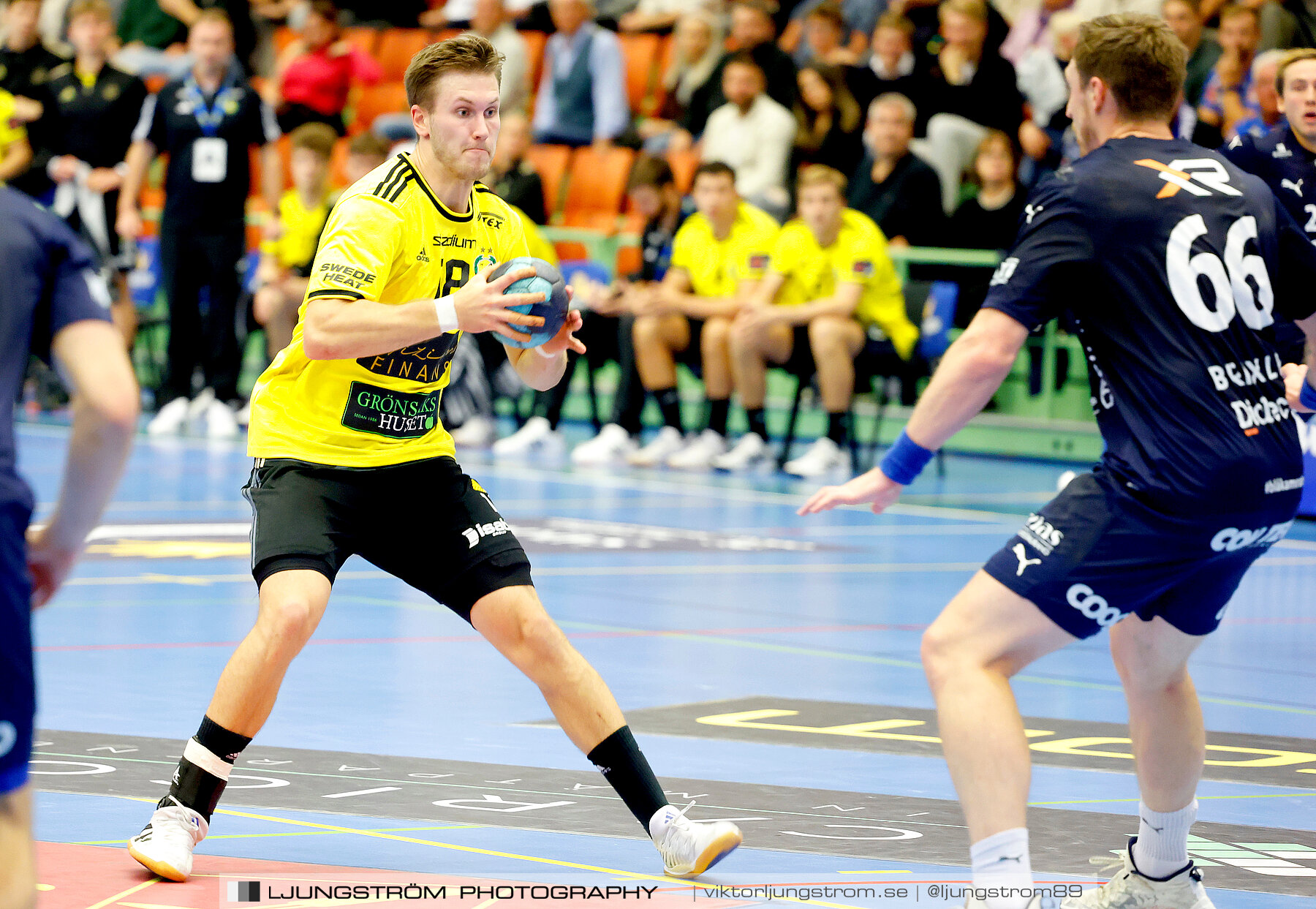 IFK Skövde HK-IK Sävehof 33-30,herr,Arena Skövde,Skövde,Sverige,Handboll,,2023,318764