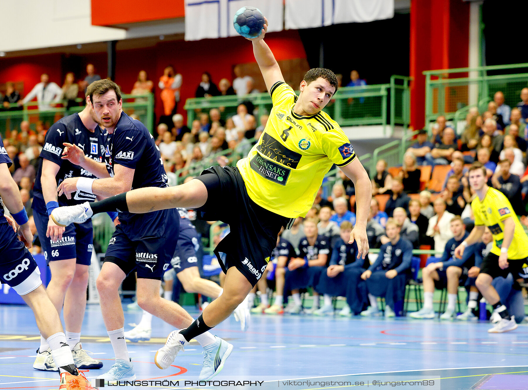 IFK Skövde HK-IK Sävehof 33-30,herr,Arena Skövde,Skövde,Sverige,Handboll,,2023,318778