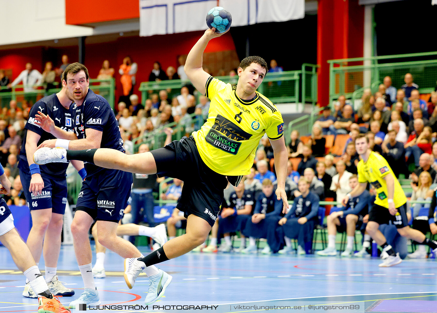 IFK Skövde HK-IK Sävehof 33-30,herr,Arena Skövde,Skövde,Sverige,Handboll,,2023,318779