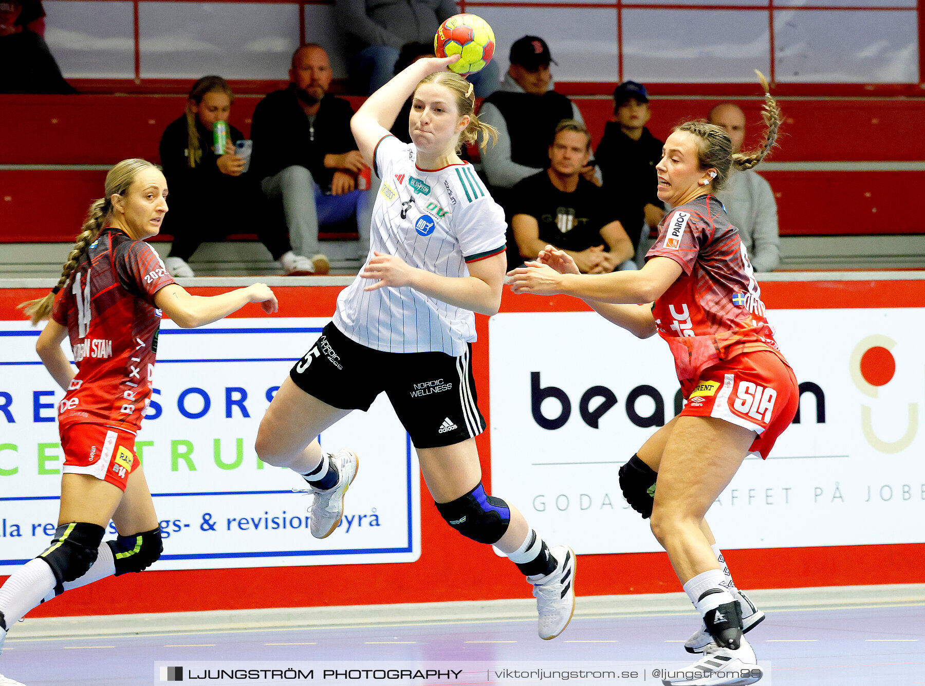 ATG Svenska Cupen 1/8-final 2 Skövde HF-OV Helsingborg HK 34-19,dam,Skövde Idrottshall,Skövde,Sverige,Handboll,,2023,318857