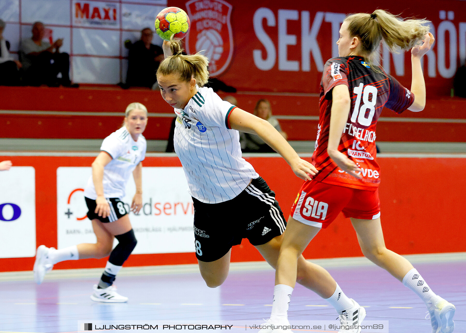 ATG Svenska Cupen 1/8-final 2 Skövde HF-OV Helsingborg HK 34-19,dam,Skövde Idrottshall,Skövde,Sverige,Handboll,,2023,318965