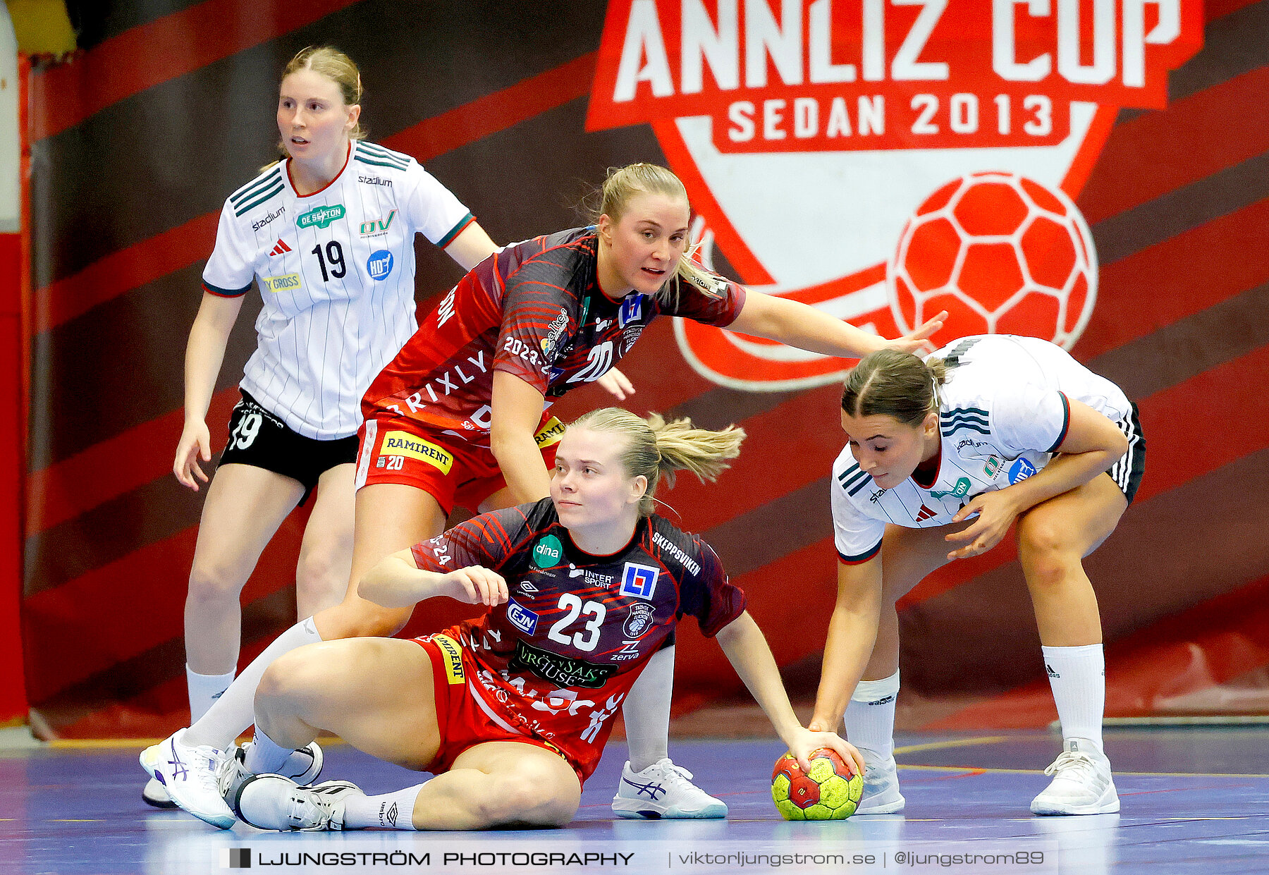 ATG Svenska Cupen 1/8-final 2 Skövde HF-OV Helsingborg HK 34-19,dam,Skövde Idrottshall,Skövde,Sverige,Handboll,,2023,318979