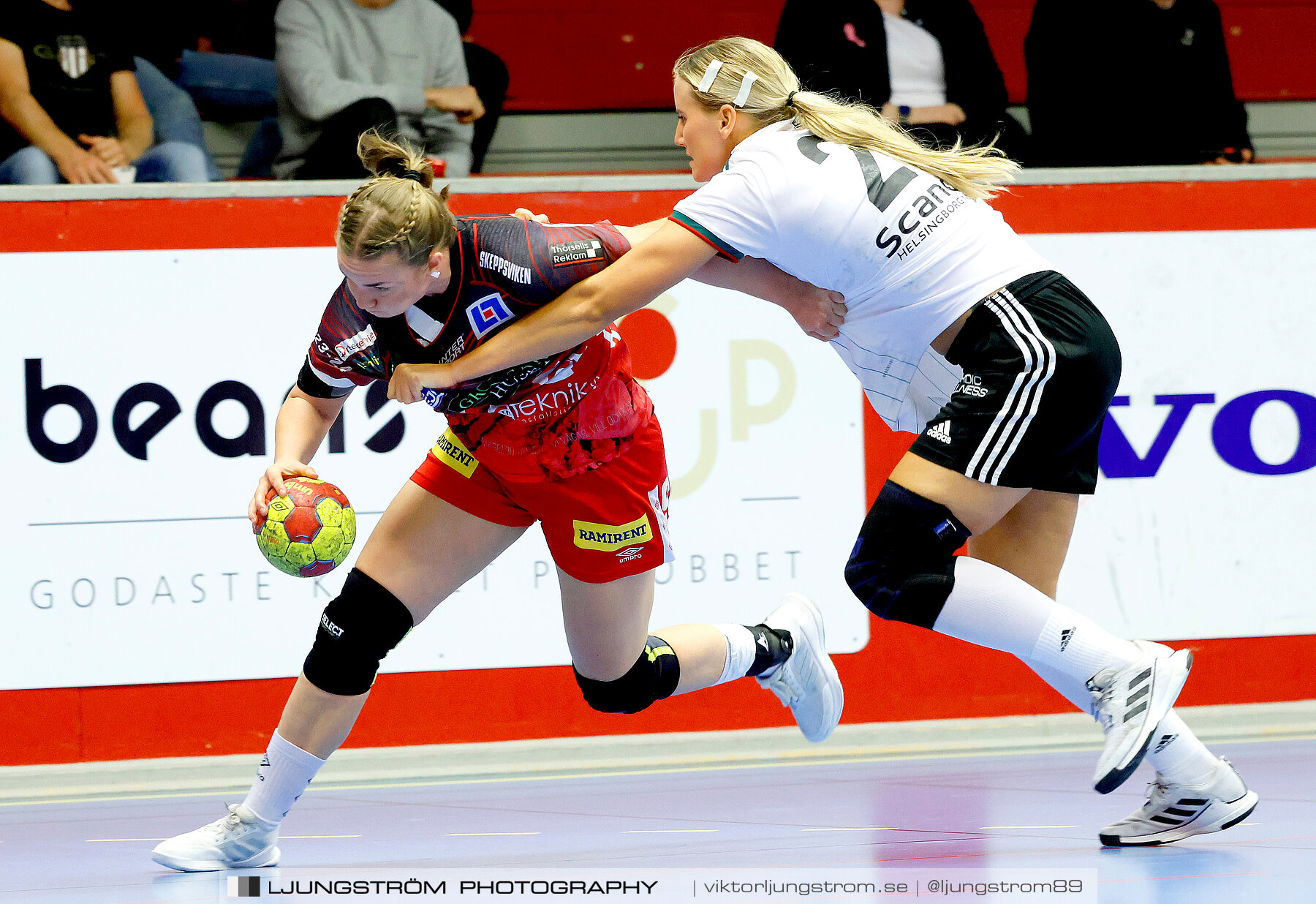 ATG Svenska Cupen 1/8-final 2 Skövde HF-OV Helsingborg HK 34-19,dam,Skövde Idrottshall,Skövde,Sverige,Handboll,,2023,319007