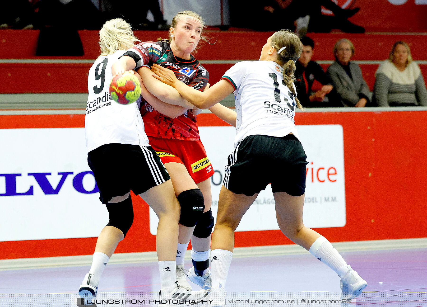 ATG Svenska Cupen 1/8-final 2 Skövde HF-OV Helsingborg HK 34-19,dam,Skövde Idrottshall,Skövde,Sverige,Handboll,,2023,319033