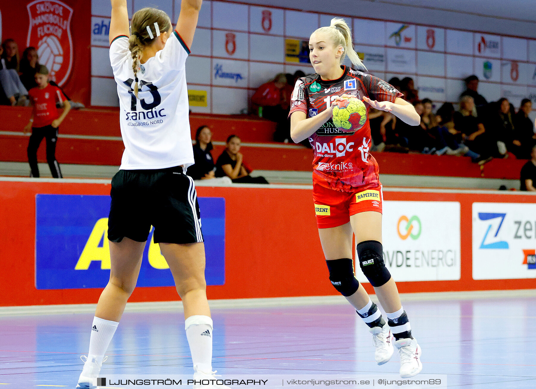 ATG Svenska Cupen 1/8-final 2 Skövde HF-OV Helsingborg HK 34-19,dam,Skövde Idrottshall,Skövde,Sverige,Handboll,,2023,319036