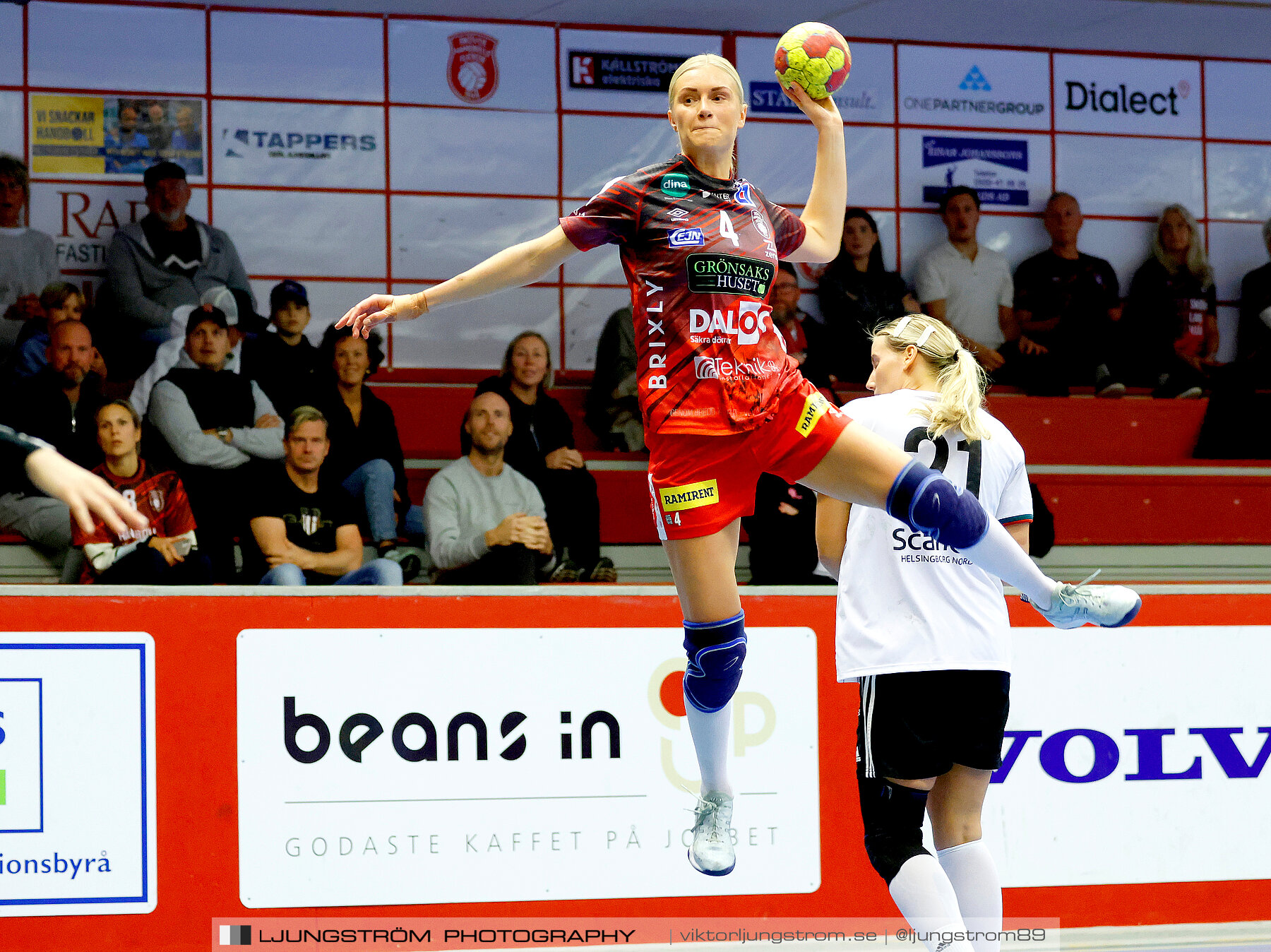 ATG Svenska Cupen 1/8-final 2 Skövde HF-OV Helsingborg HK 34-19,dam,Skövde Idrottshall,Skövde,Sverige,Handboll,,2023,319064