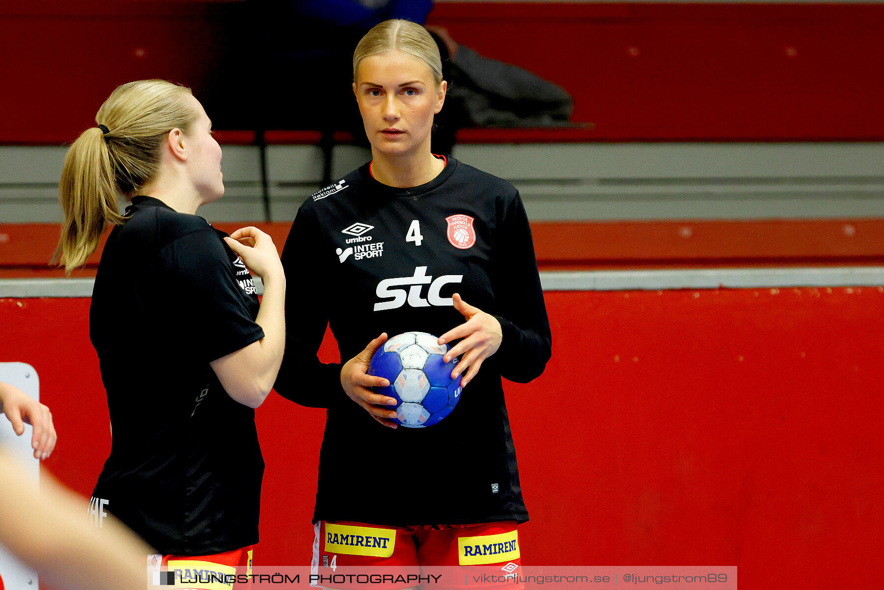 Skövde HF-VästeråsIrsta HF 24-27,dam,Skövde Idrottshall,Skövde,Sverige,Handboll,,2023,320042