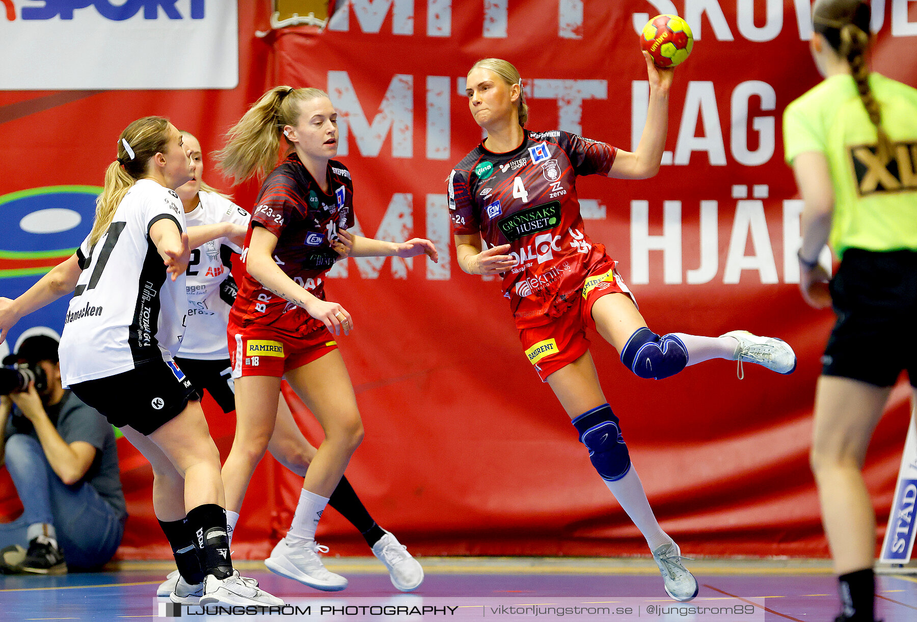 Skövde HF-VästeråsIrsta HF 24-27,dam,Skövde Idrottshall,Skövde,Sverige,Handboll,,2023,320124