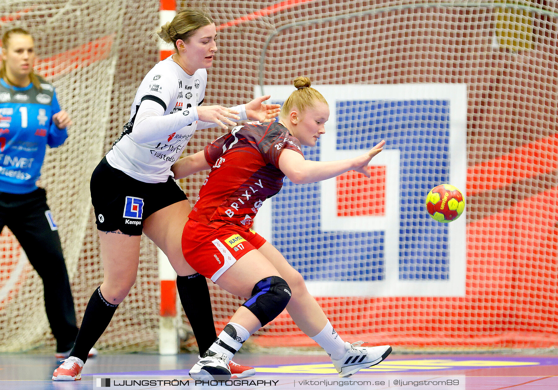 Skövde HF-VästeråsIrsta HF 24-27,dam,Skövde Idrottshall,Skövde,Sverige,Handboll,,2023,320132