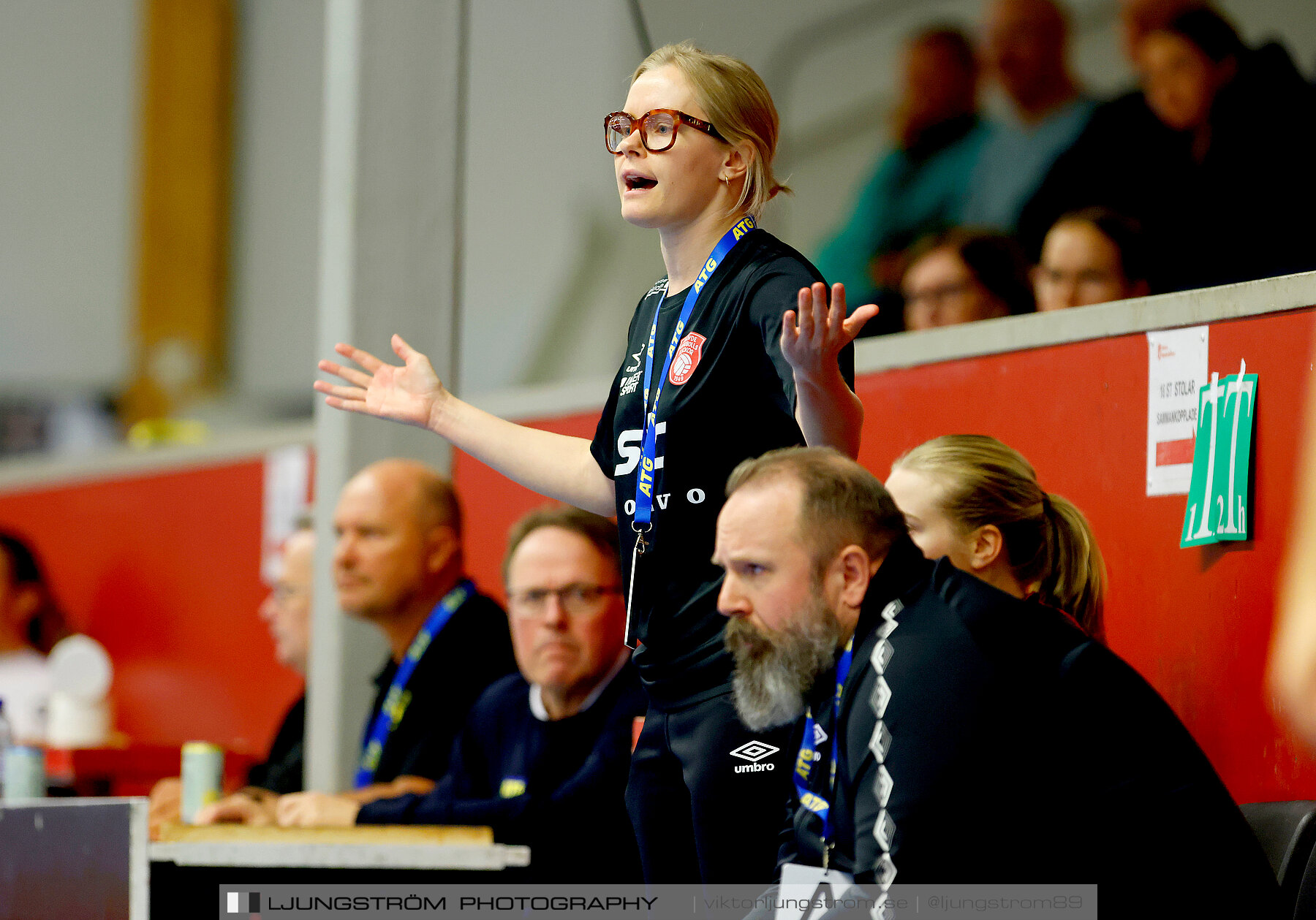 Skövde HF-VästeråsIrsta HF 24-27,dam,Skövde Idrottshall,Skövde,Sverige,Handboll,,2023,320145