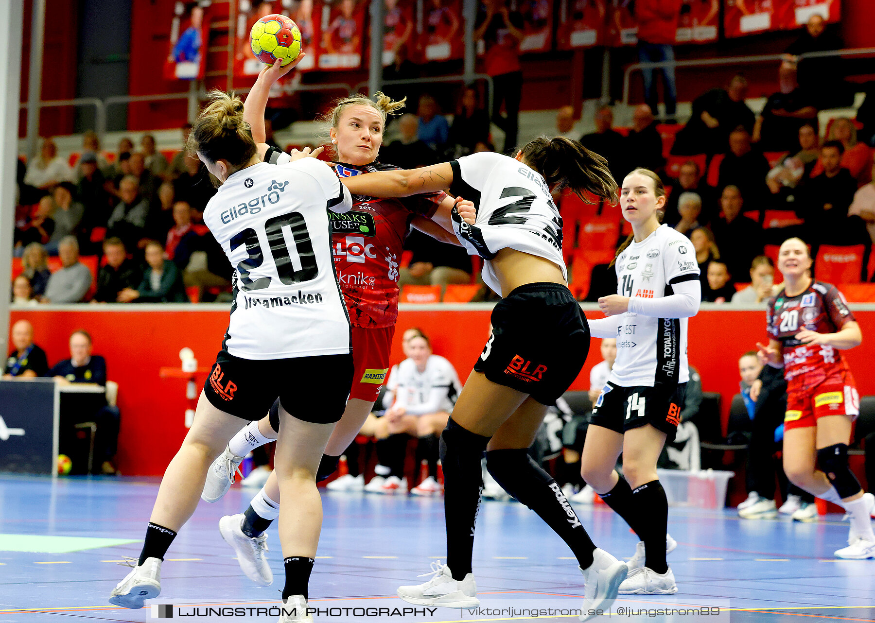 Skövde HF-VästeråsIrsta HF 24-27,dam,Skövde Idrottshall,Skövde,Sverige,Handboll,,2023,320347