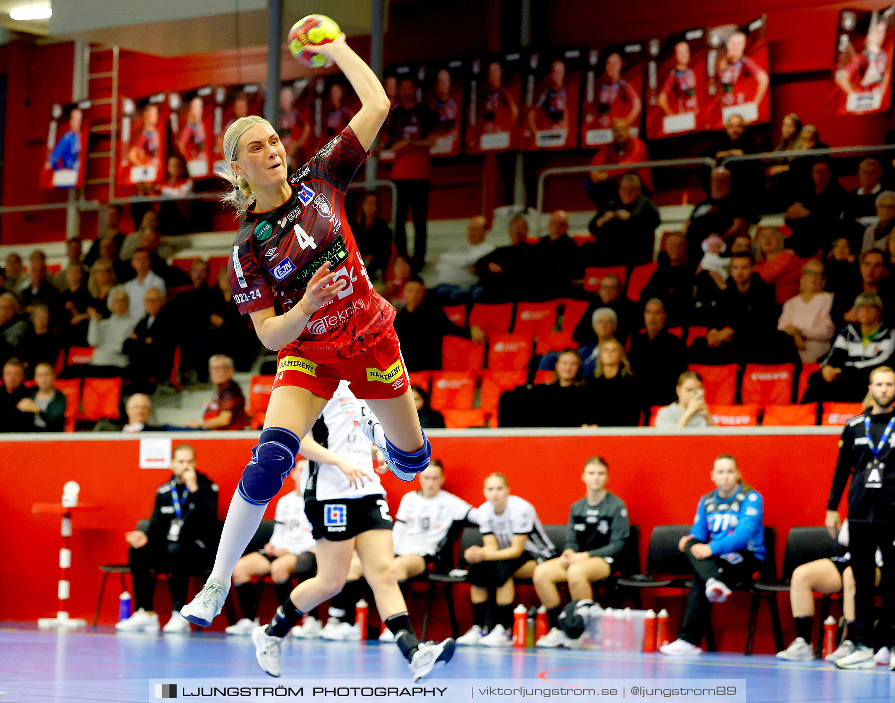 Skövde HF-VästeråsIrsta HF 24-27,dam,Skövde Idrottshall,Skövde,Sverige,Handboll,,2023,320367