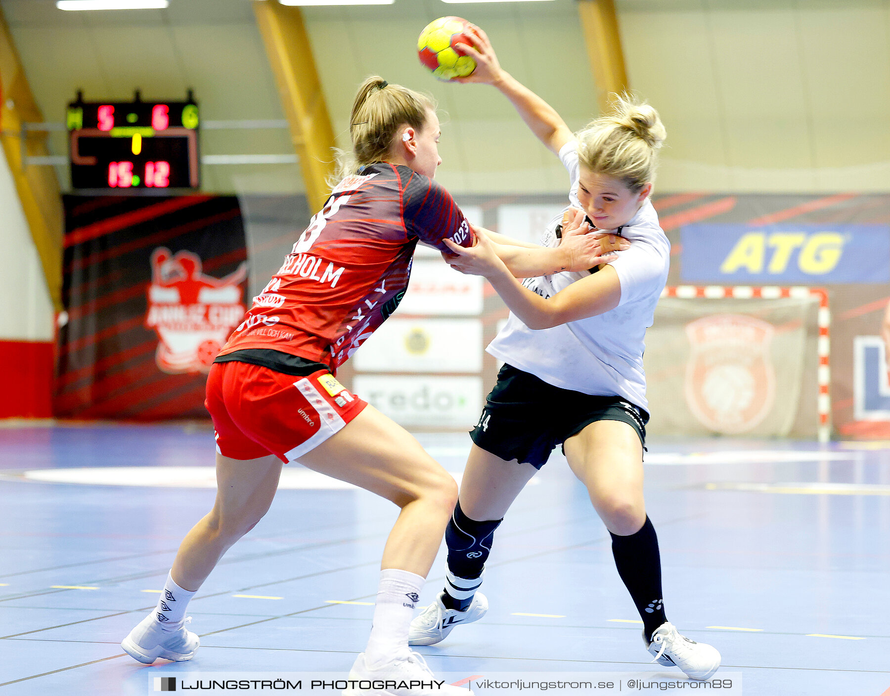 Skövde HF-Önnereds HK 25-24,dam,Skövde Idrottshall,Skövde,Sverige,Handboll,,2023,320668