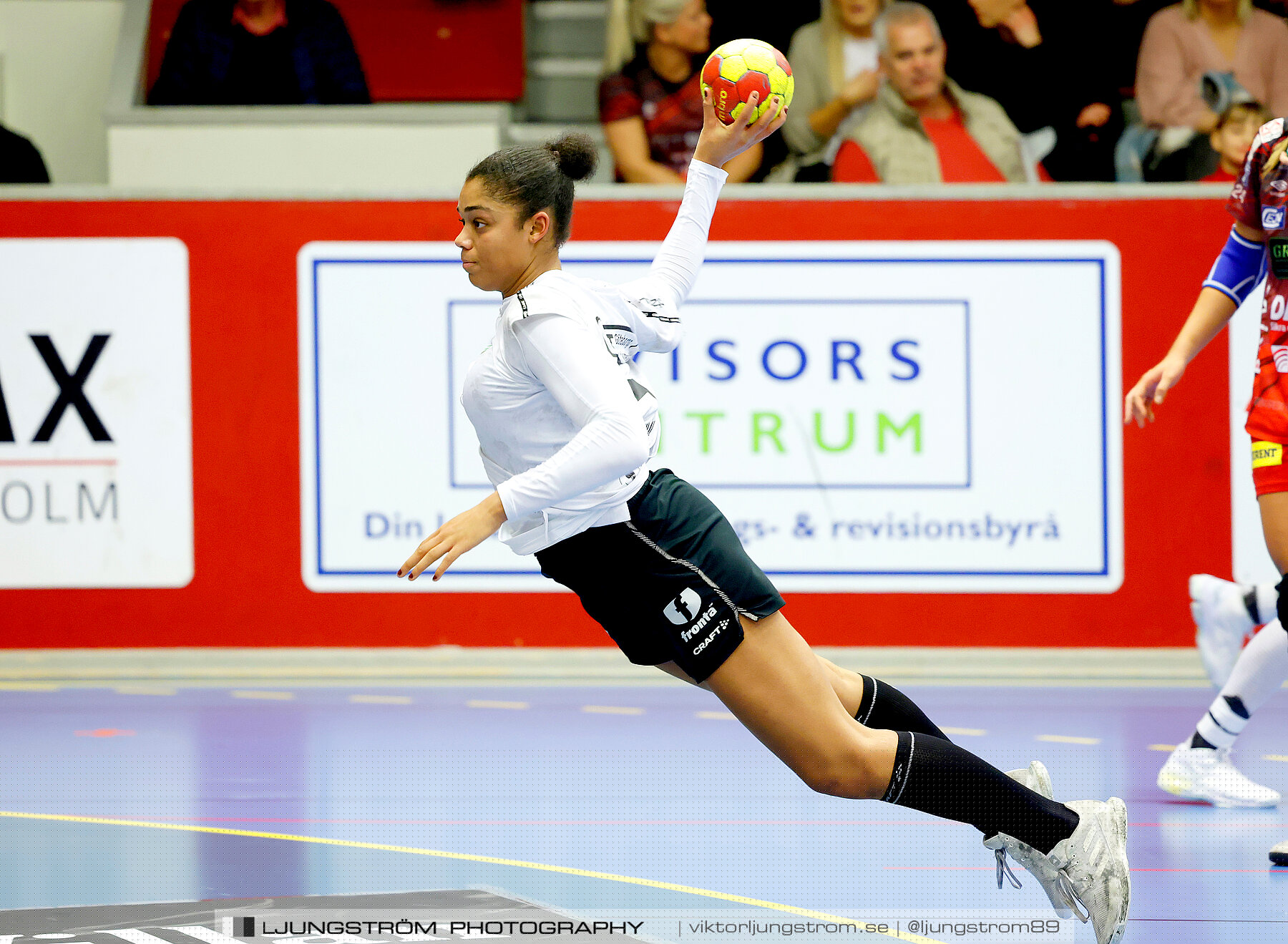 Skövde HF-Önnereds HK 25-24,dam,Skövde Idrottshall,Skövde,Sverige,Handboll,,2023,320694