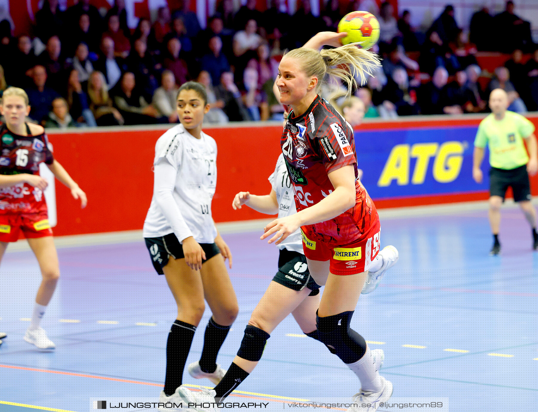 Skövde HF-Önnereds HK 25-24,dam,Skövde Idrottshall,Skövde,Sverige,Handboll,,2023,320741