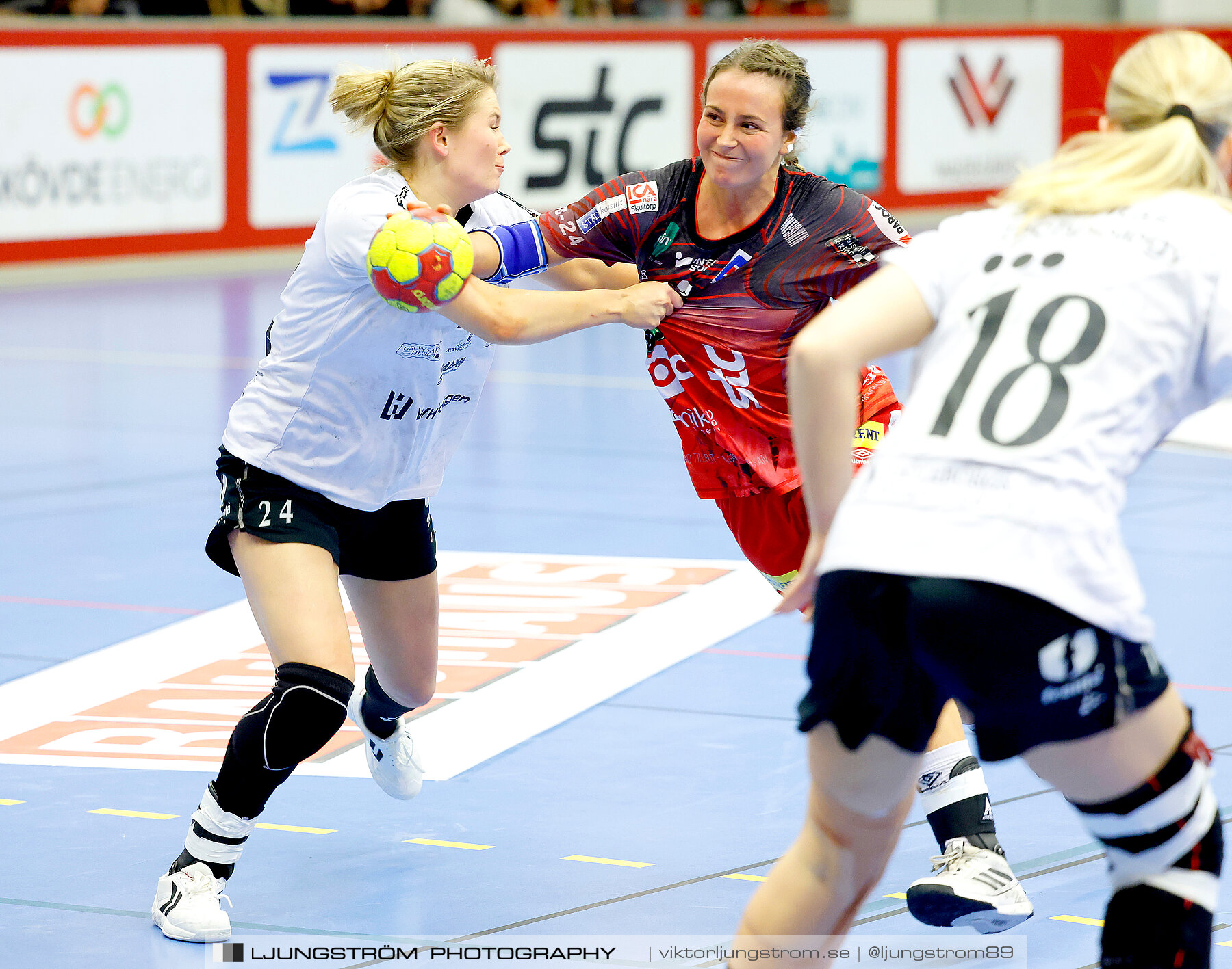 Skövde HF-Önnereds HK 25-24,dam,Skövde Idrottshall,Skövde,Sverige,Handboll,,2023,320751