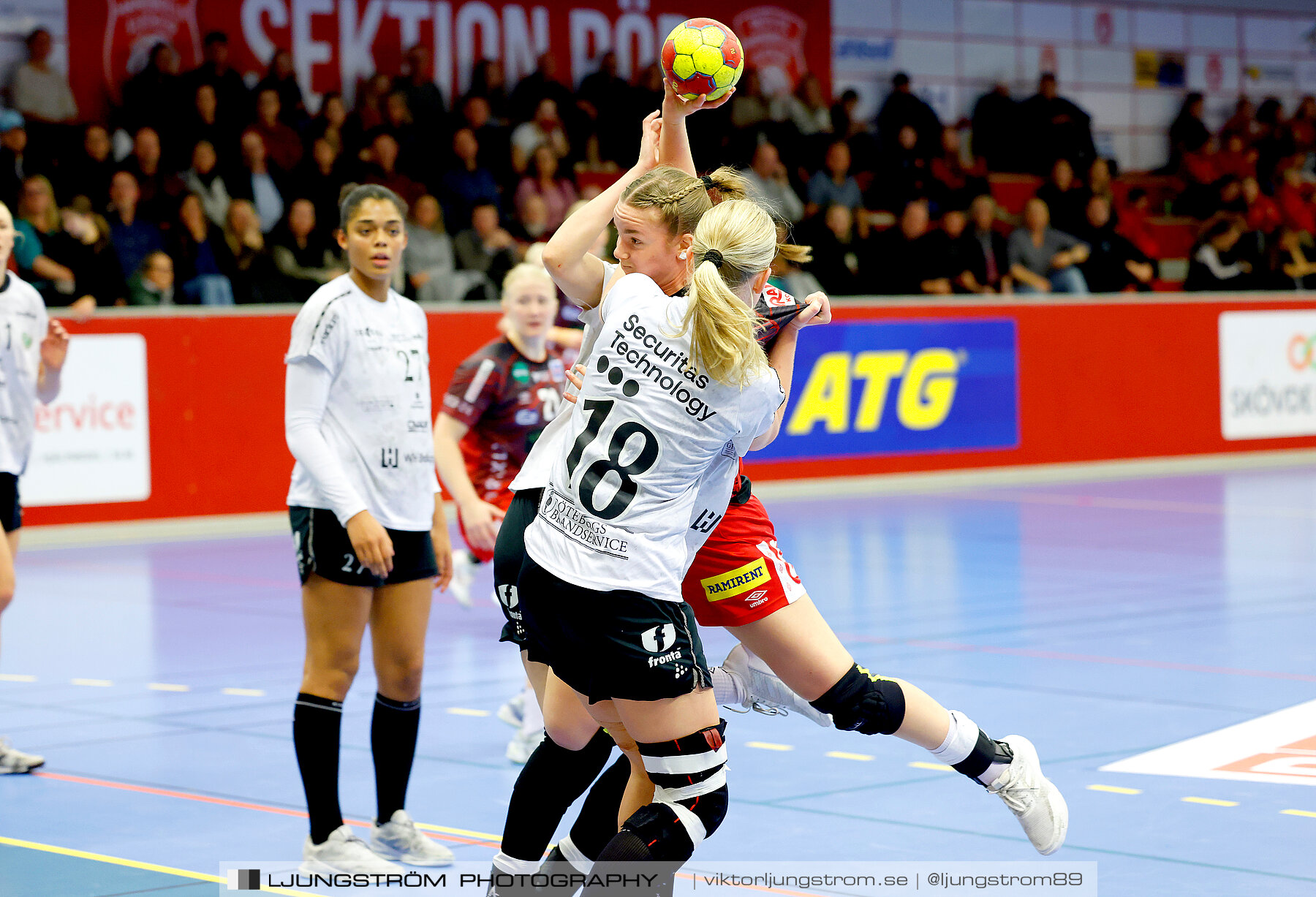 Skövde HF-Önnereds HK 25-24,dam,Skövde Idrottshall,Skövde,Sverige,Handboll,,2023,320850