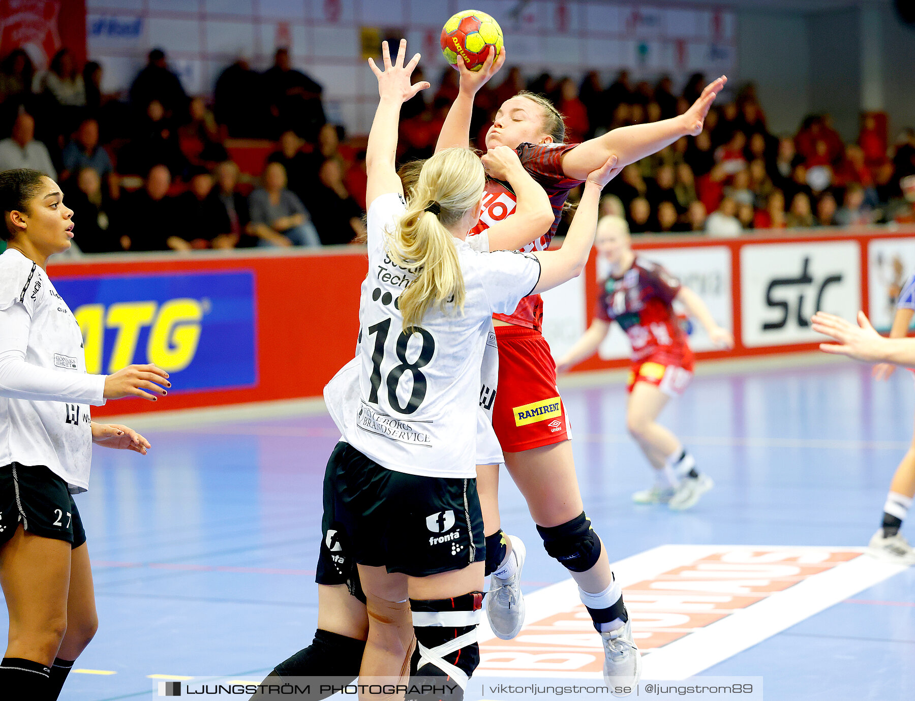 Skövde HF-Önnereds HK 25-24,dam,Skövde Idrottshall,Skövde,Sverige,Handboll,,2023,320853