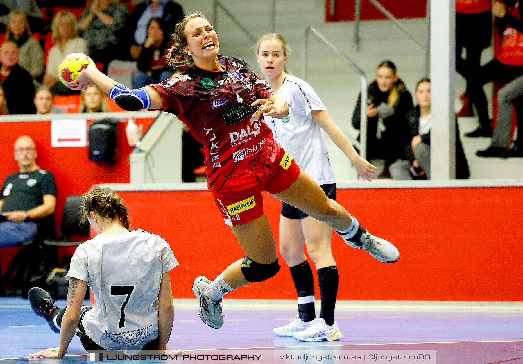 Skövde HF-Önnereds HK 25-24,dam,Skövde Idrottshall,Skövde,Sverige,Handboll,,2023,320884