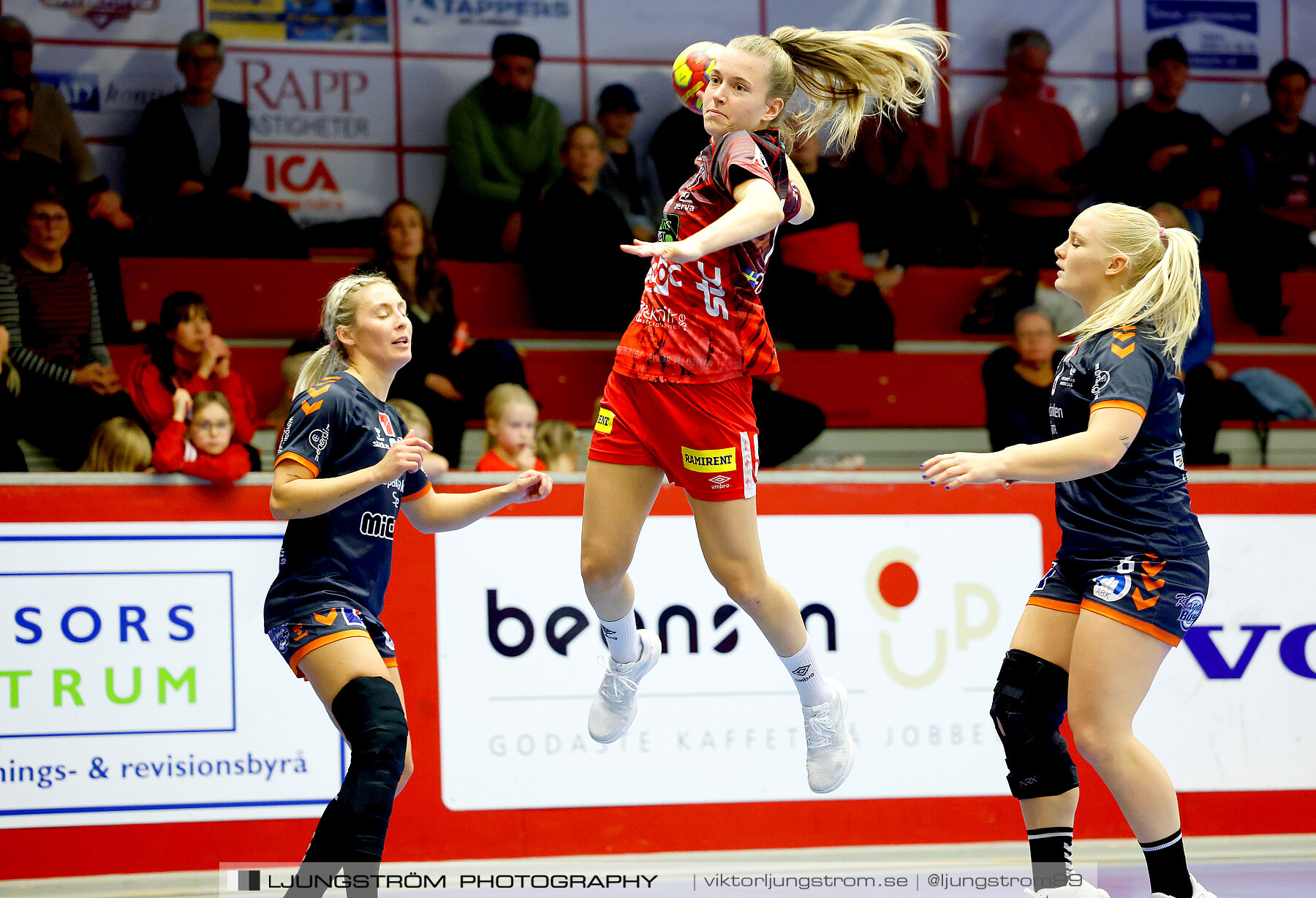 Skövde HF-Kristianstad HK 35-30,dam,Skövde Idrottshall,Skövde,Sverige,Handboll,,2023,321966