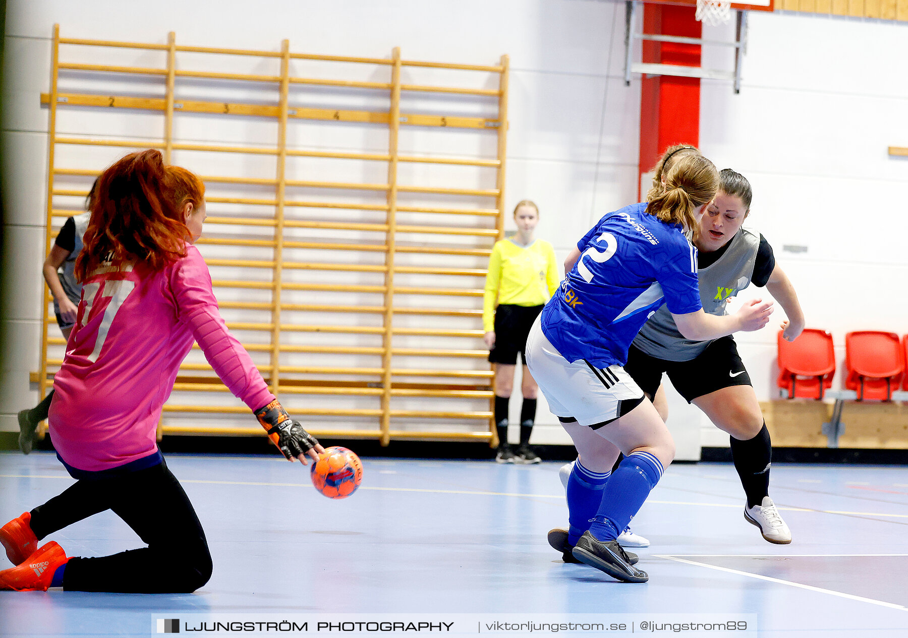 Dina-cupen 2024 Jula BK-Falköpings FC 2 0-2,dam,Idrottshallen,Töreboda,Sverige,Futsal,,2024,325800