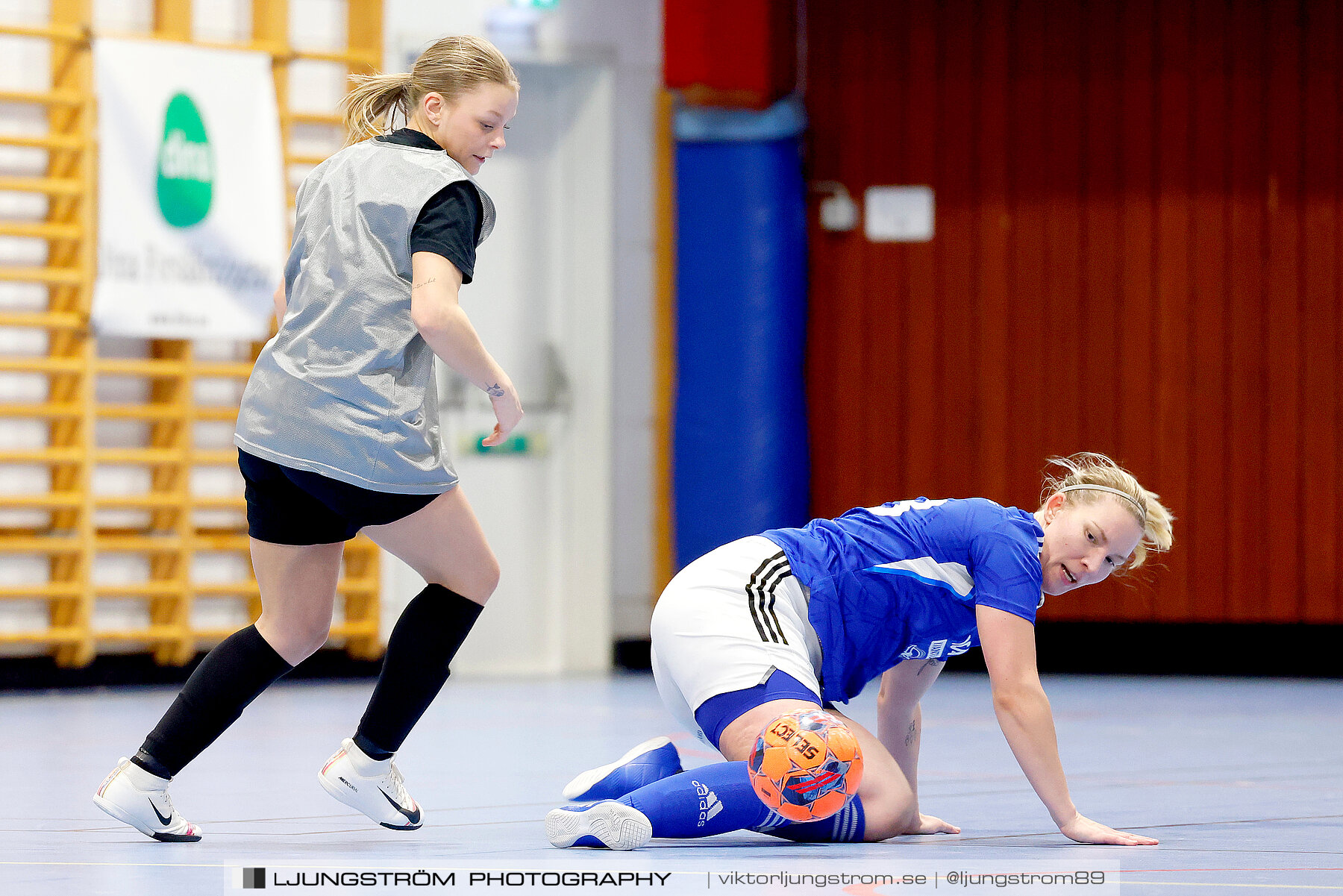 Dina-cupen 2024 Jula BK-Falköpings FC 2 0-2,dam,Idrottshallen,Töreboda,Sverige,Futsal,,2024,325828