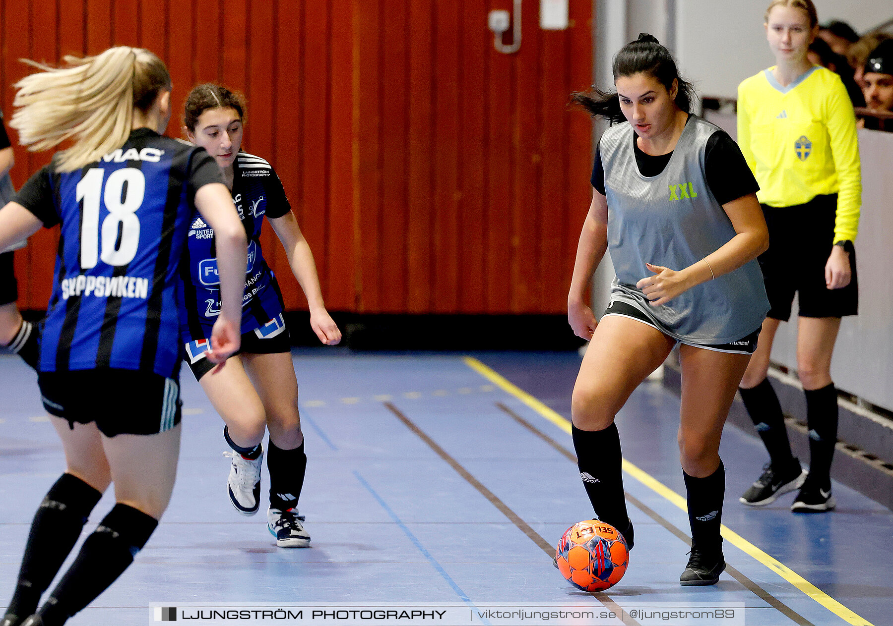 Dina-cupen 2024 1 4-final Skövde KIK-Falköpings FC 2 2-0,dam,Idrottshallen,Töreboda,Sverige,Futsal,,2024,325975