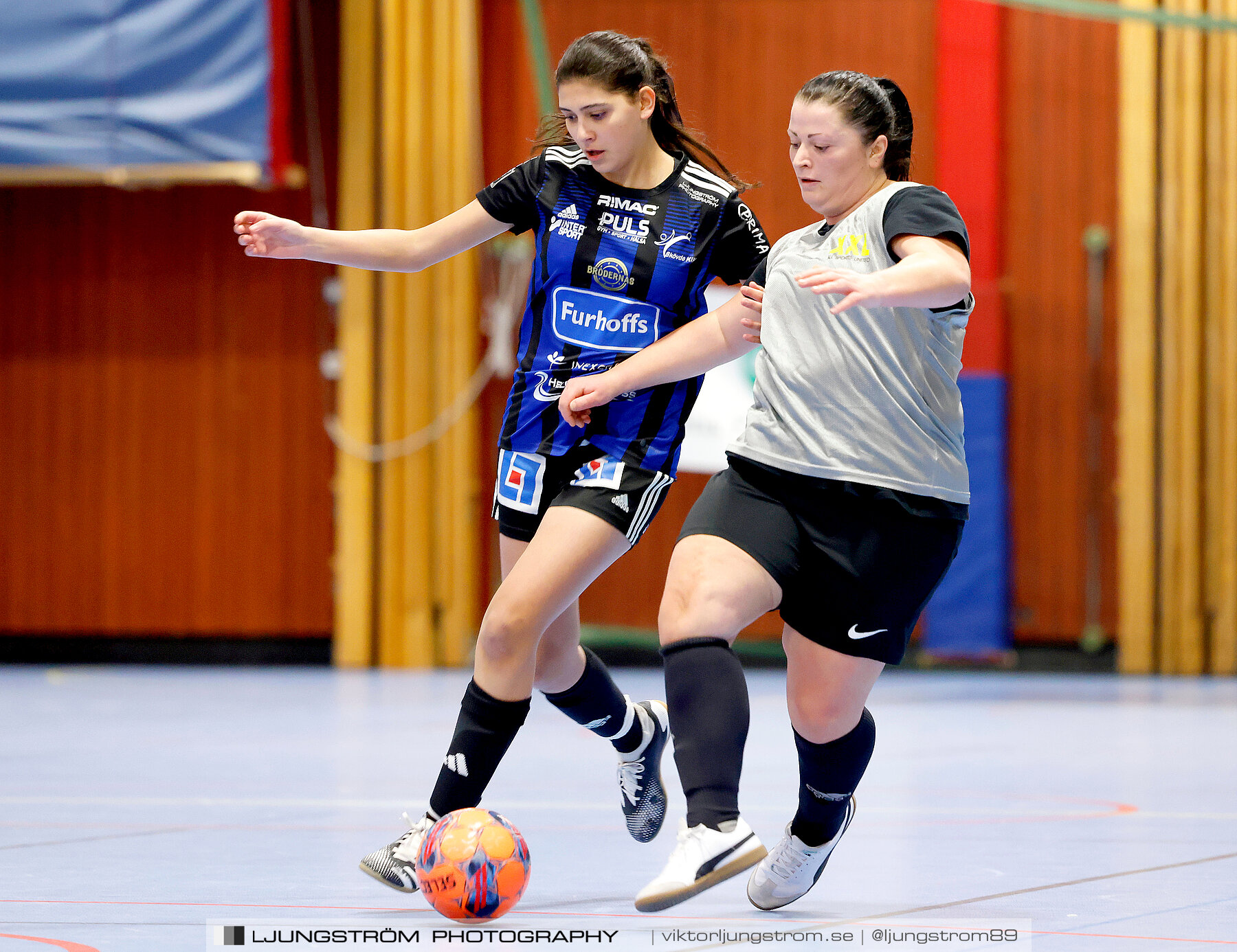 Dina-cupen 2024 1 4-final Skövde KIK-Falköpings FC 2 2-0,dam,Idrottshallen,Töreboda,Sverige,Futsal,,2024,326000