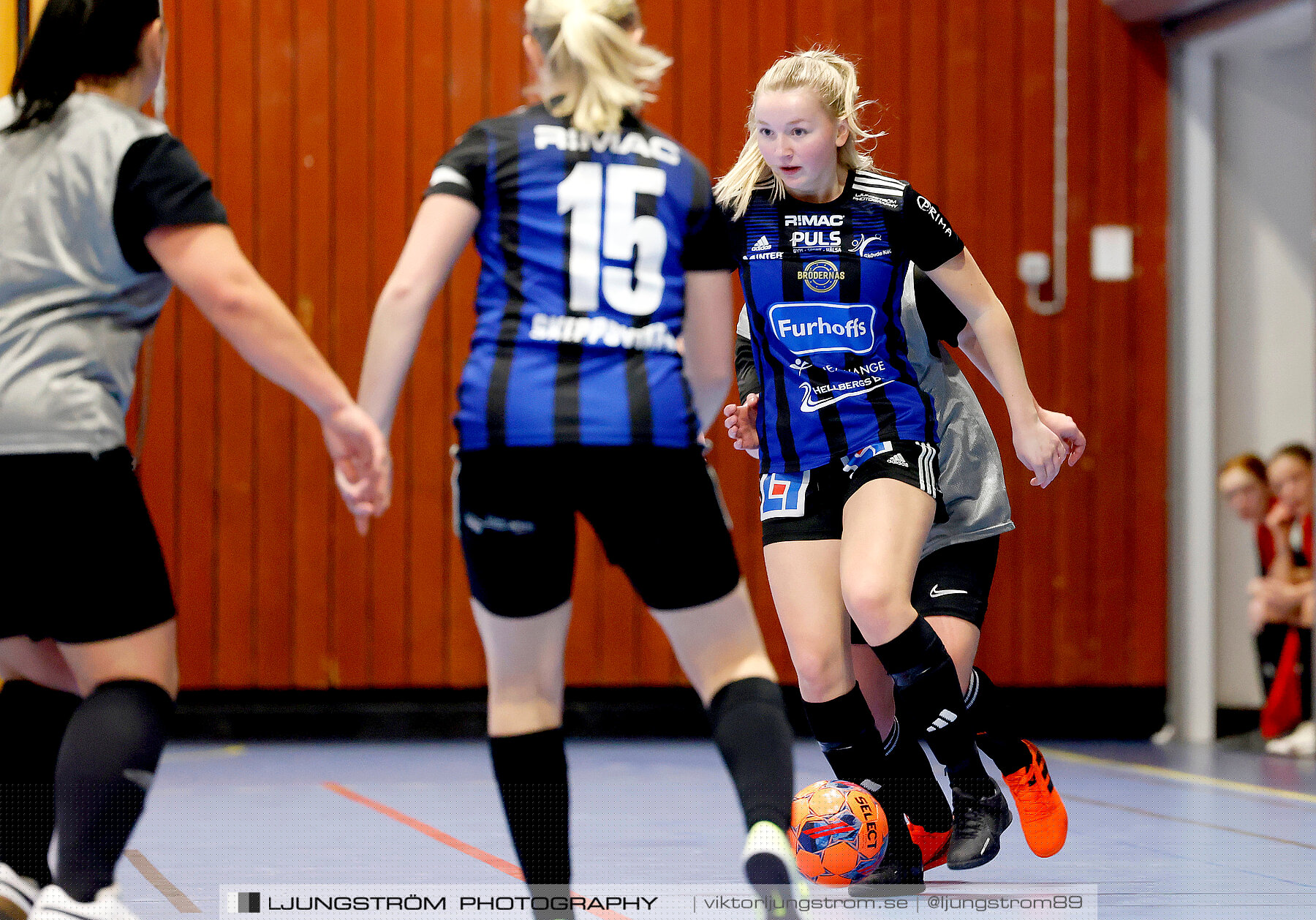 Dina-cupen 2024 1 4-final Skövde KIK-Falköpings FC 2 2-0,dam,Idrottshallen,Töreboda,Sverige,Futsal,,2024,326023