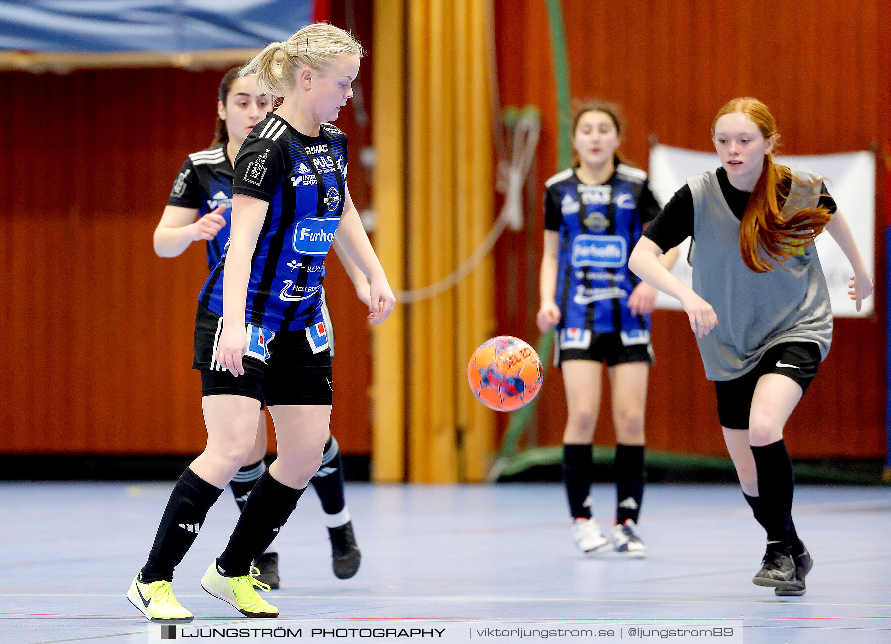 Dina-cupen 2024 1 4-final Skövde KIK-Falköpings FC 2 2-0,dam,Idrottshallen,Töreboda,Sverige,Futsal,,2024,326026