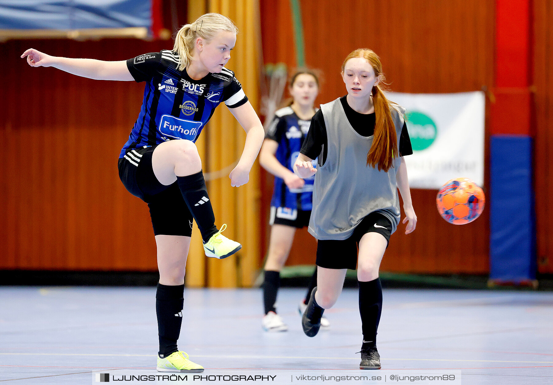 Dina-cupen 2024 1 4-final Skövde KIK-Falköpings FC 2 2-0,dam,Idrottshallen,Töreboda,Sverige,Futsal,,2024,326028