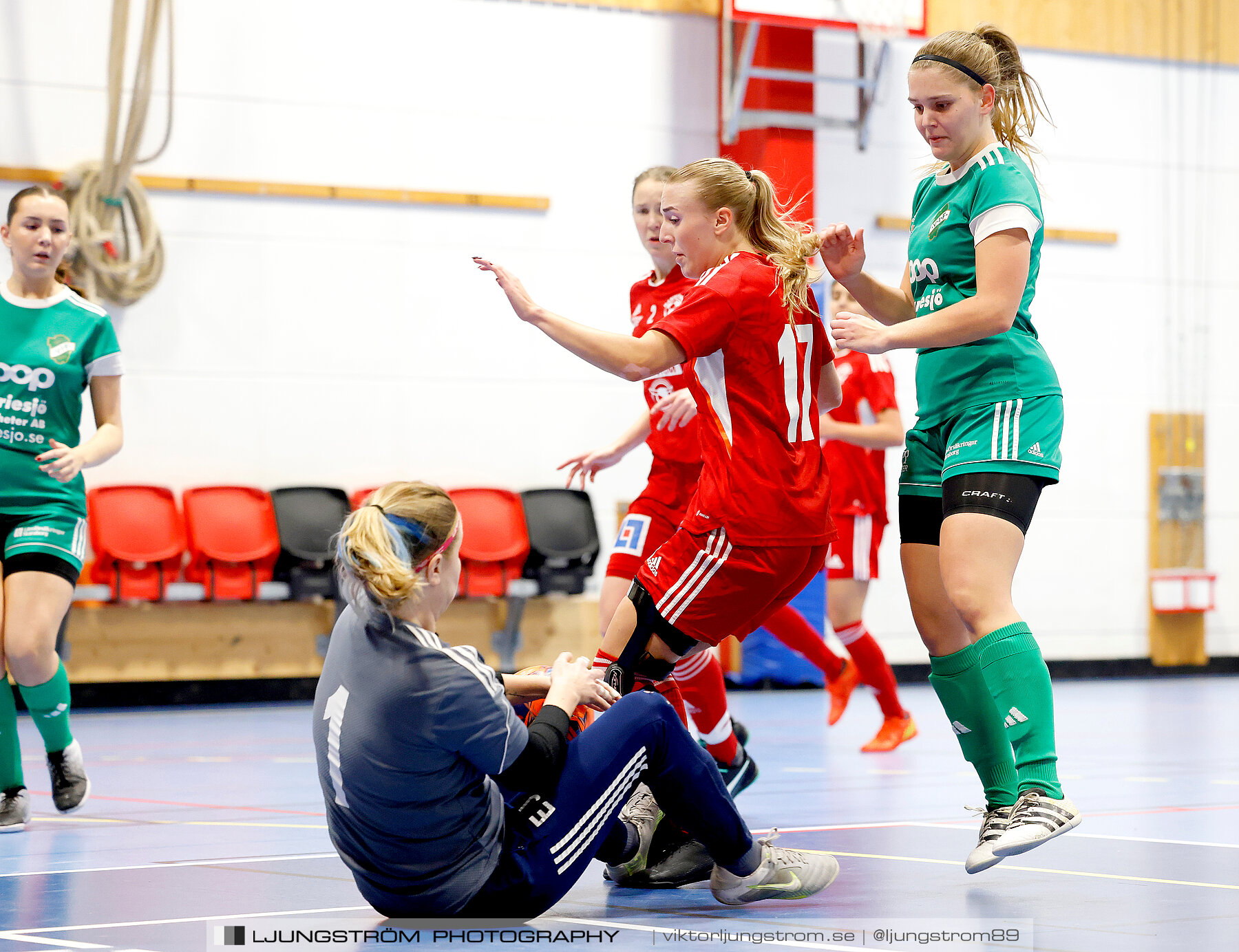 Dina-cupen 2024 1 4-final Mariestads BoIS FF-Våmbs IF 6-5,dam,Idrottshallen,Töreboda,Sverige,Futsal,,2024,326084