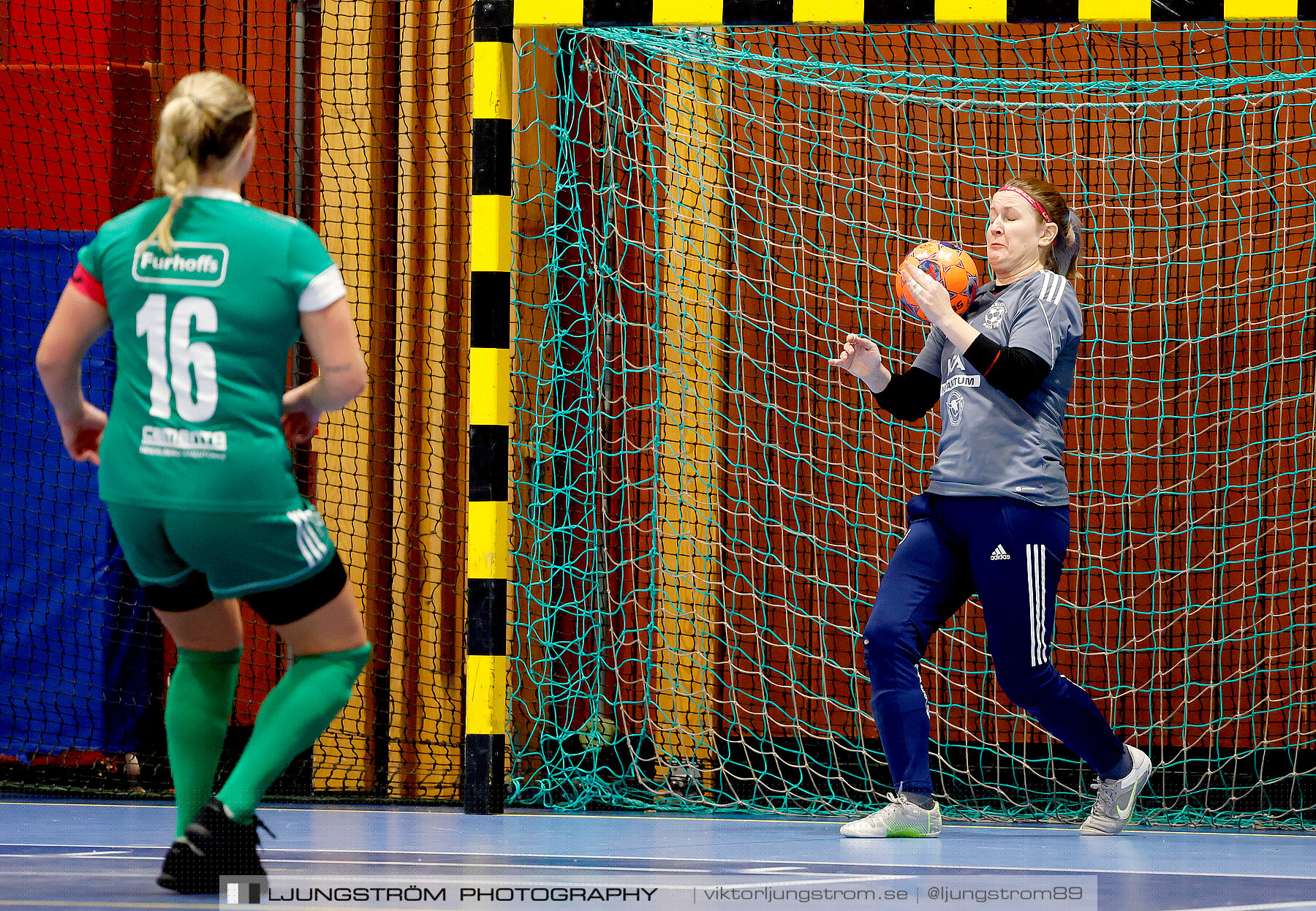 Dina-cupen 2024 1 4-final Mariestads BoIS FF-Våmbs IF 6-5,dam,Idrottshallen,Töreboda,Sverige,Futsal,,2024,326120