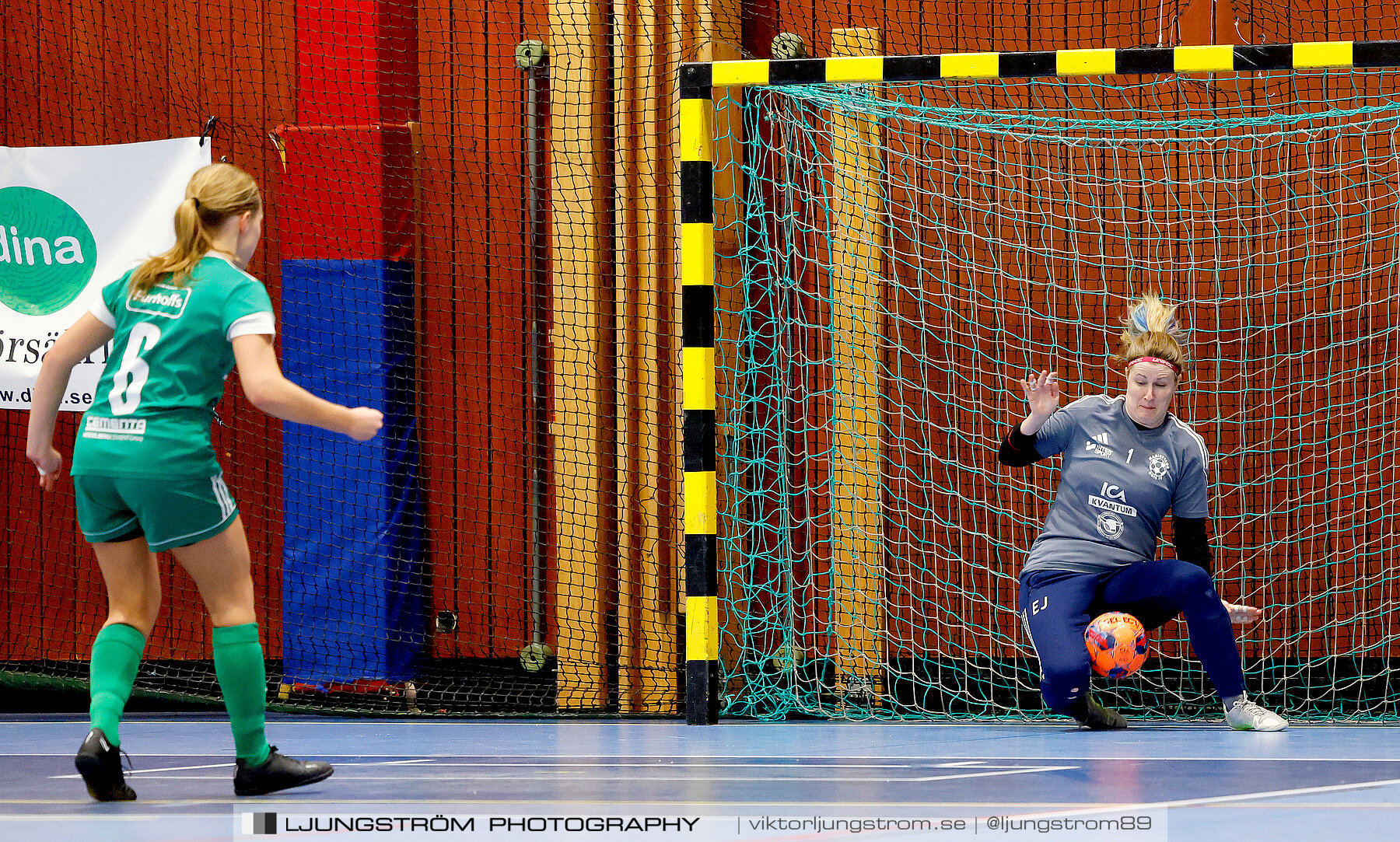 Dina-cupen 2024 1 4-final Mariestads BoIS FF-Våmbs IF 6-5,dam,Idrottshallen,Töreboda,Sverige,Futsal,,2024,326146