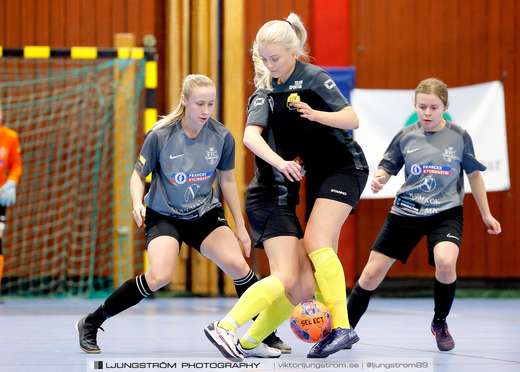 Dina-cupen 2024 1 4-final Falköpings FC 1-Fagersanna Mölltorp Brevik 3-0,dam,Idrottshallen,Töreboda,Sverige,Futsal,,2024,326159