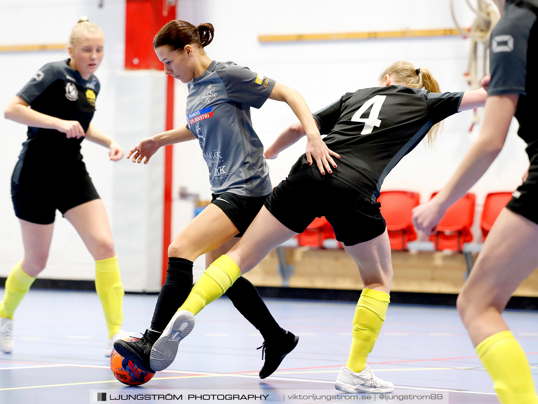 Dina-cupen 2024 1 4-final Falköpings FC 1-Fagersanna Mölltorp Brevik 3-0,dam,Idrottshallen,Töreboda,Sverige,Futsal,,2024,326160