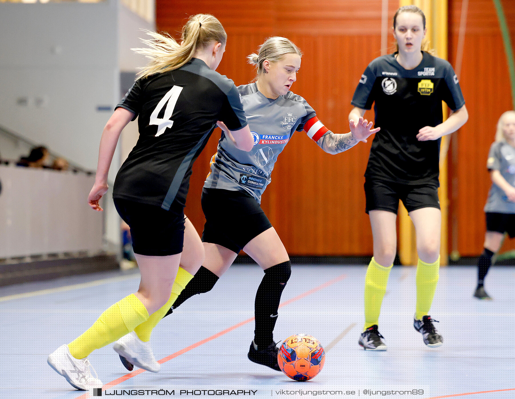 Dina-cupen 2024 1 4-final Falköpings FC 1-Fagersanna Mölltorp Brevik 3-0,dam,Idrottshallen,Töreboda,Sverige,Futsal,,2024,326195