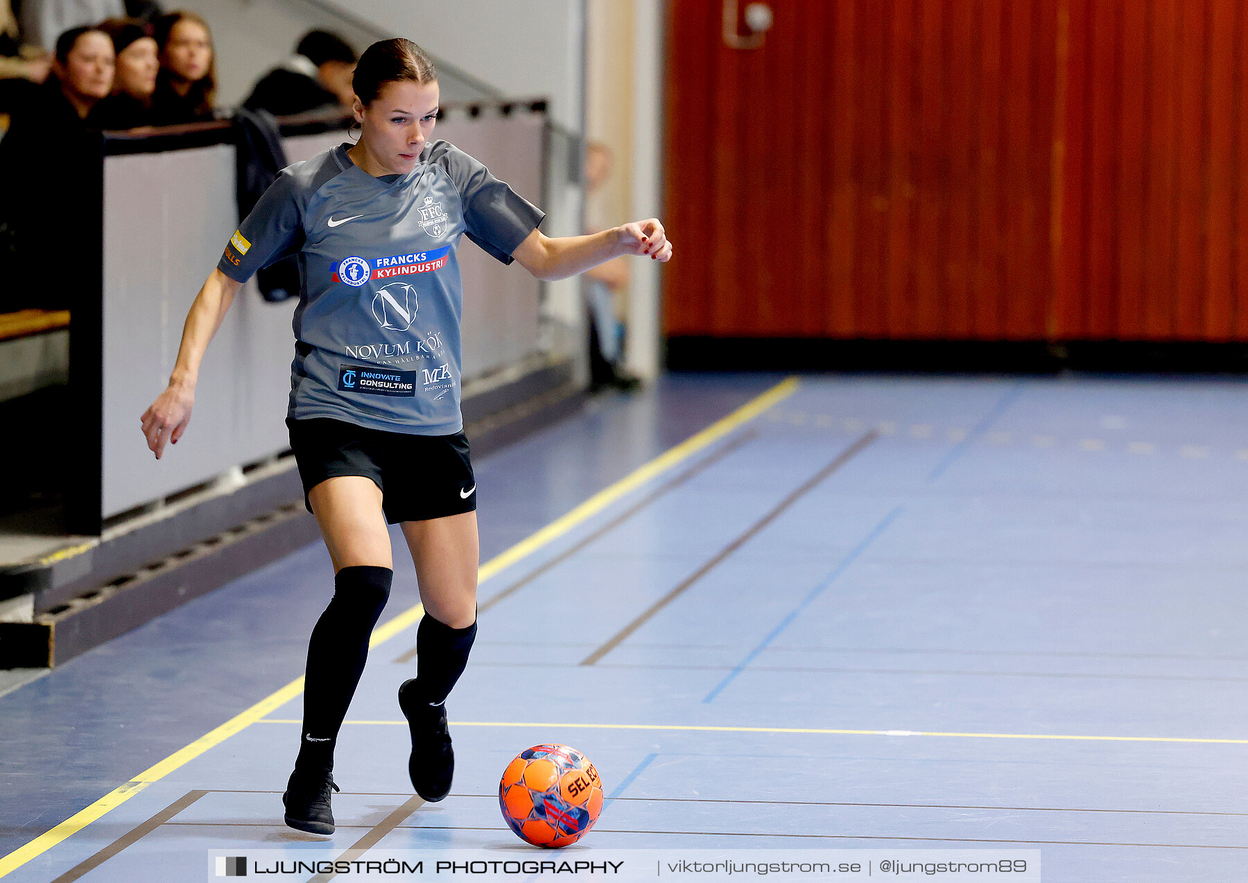 Dina-cupen 2024 1 2-final Falköpings FC 1-IFK Hjo 2-0,dam,Idrottshallen,Töreboda,Sverige,Futsal,,2024,326360