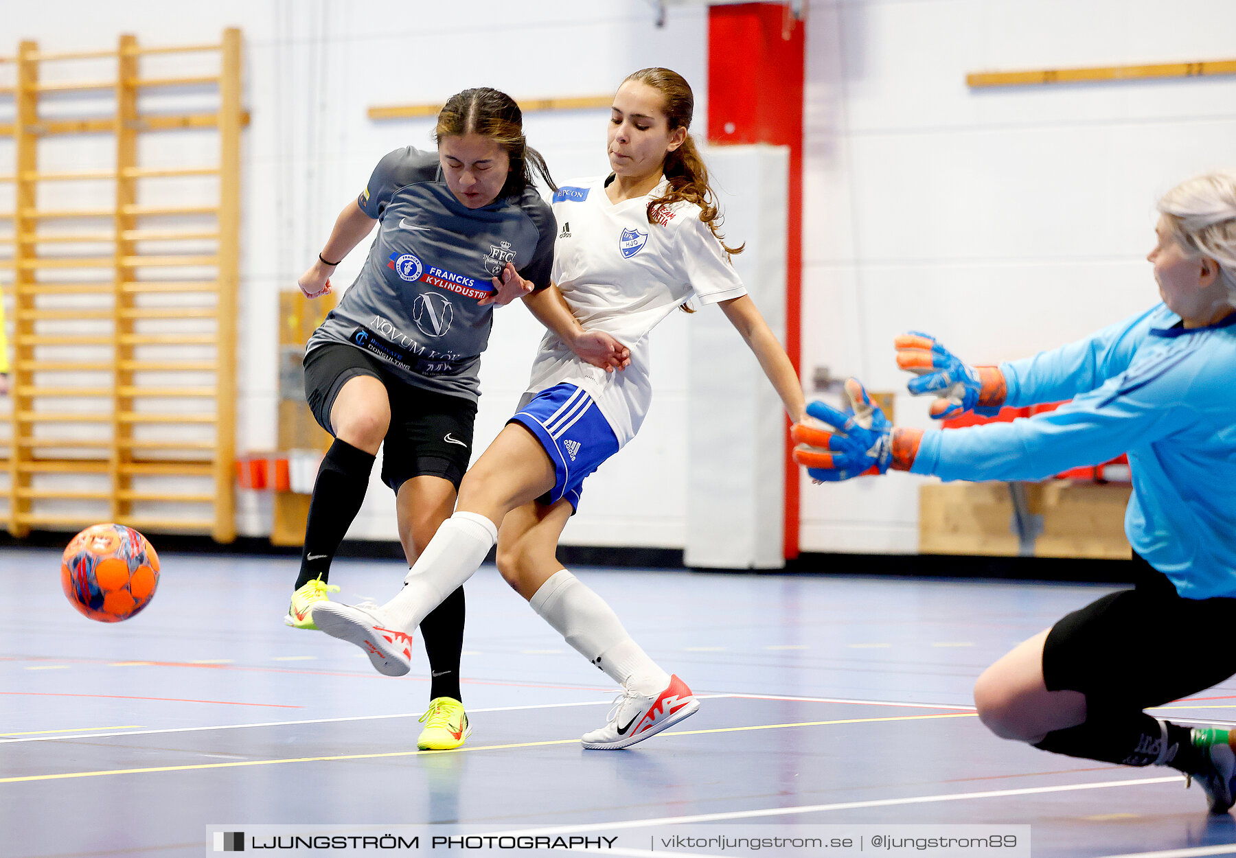 Dina-cupen 2024 1 2-final Falköpings FC 1-IFK Hjo 2-0,dam,Idrottshallen,Töreboda,Sverige,Futsal,,2024,326374